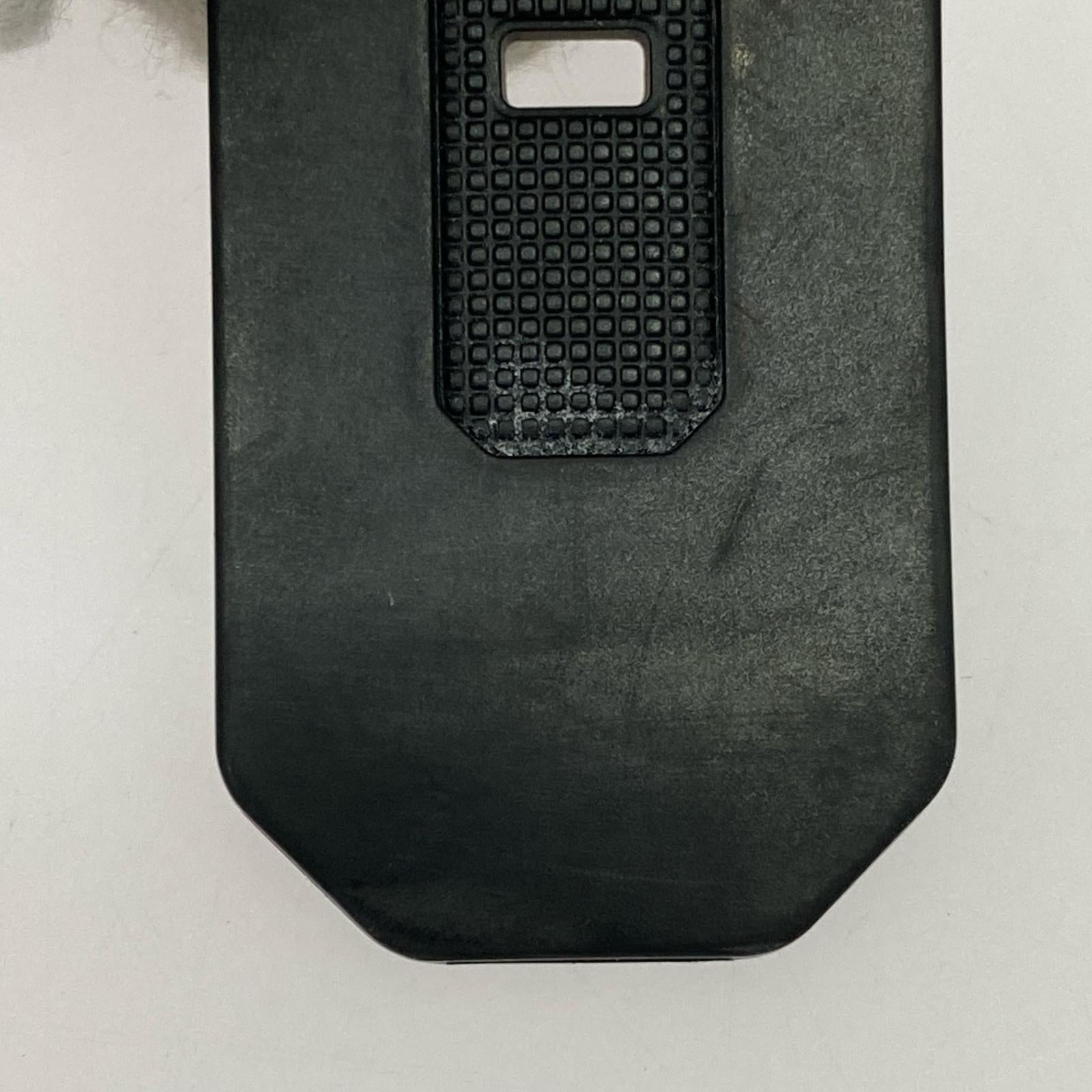 腕時計 AWG-M100B ブラック