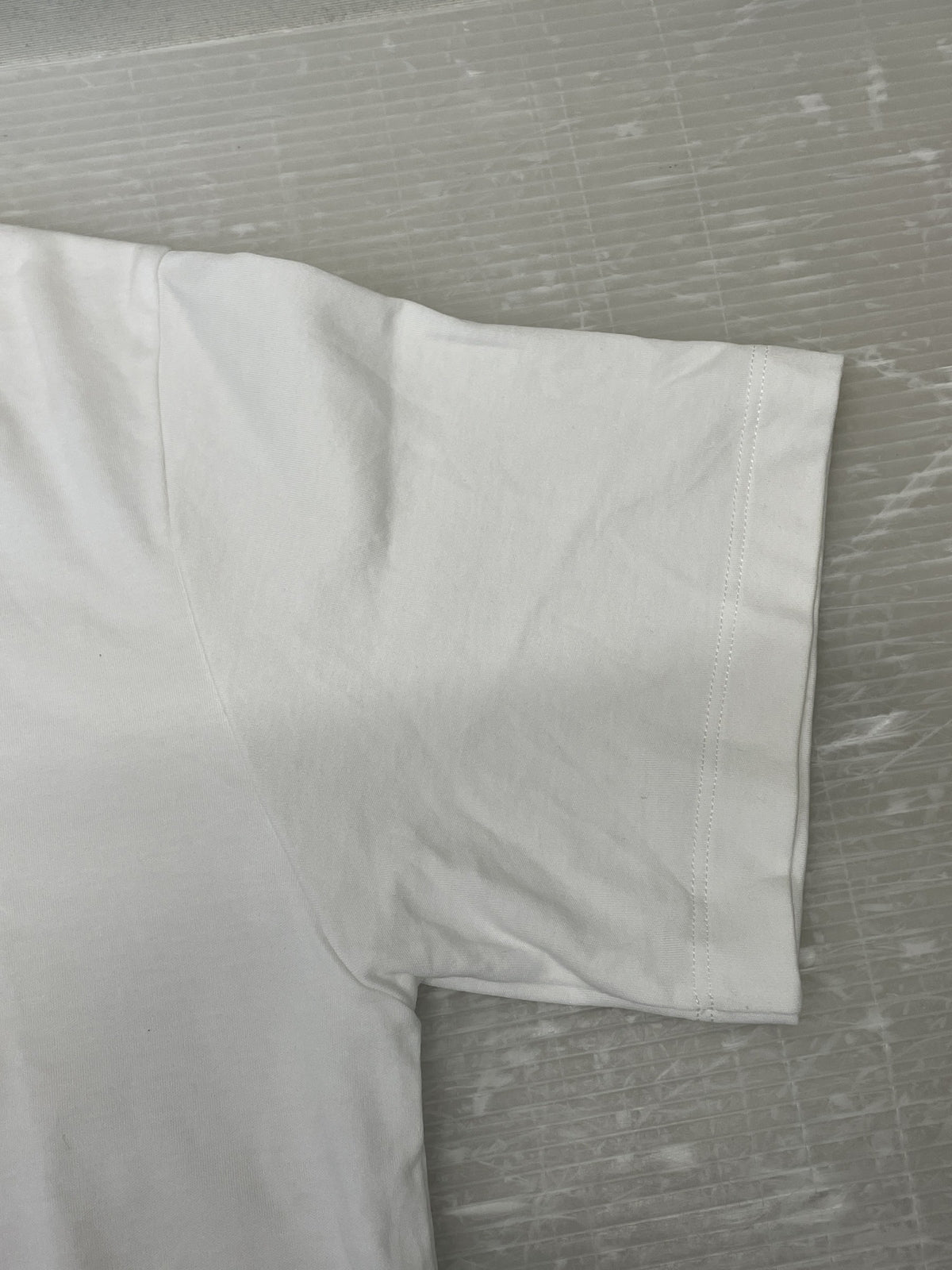 LOUIS VUITTON 23SS LVチェーンTシャツ XS 白 RW231W UOL FOTS44