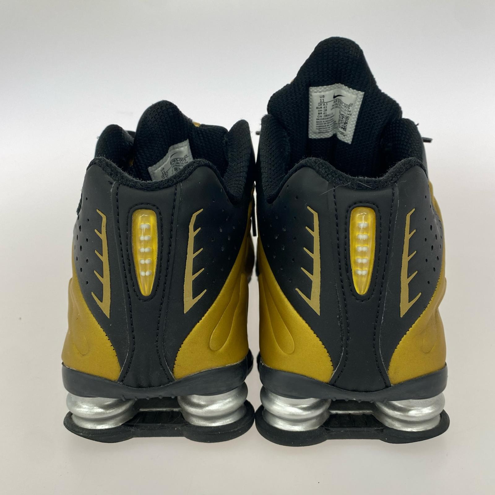 スニーカー shoxr4 AR3565-005 ゴールドブラック 28cm (US10 UK9 1/2 EU46)