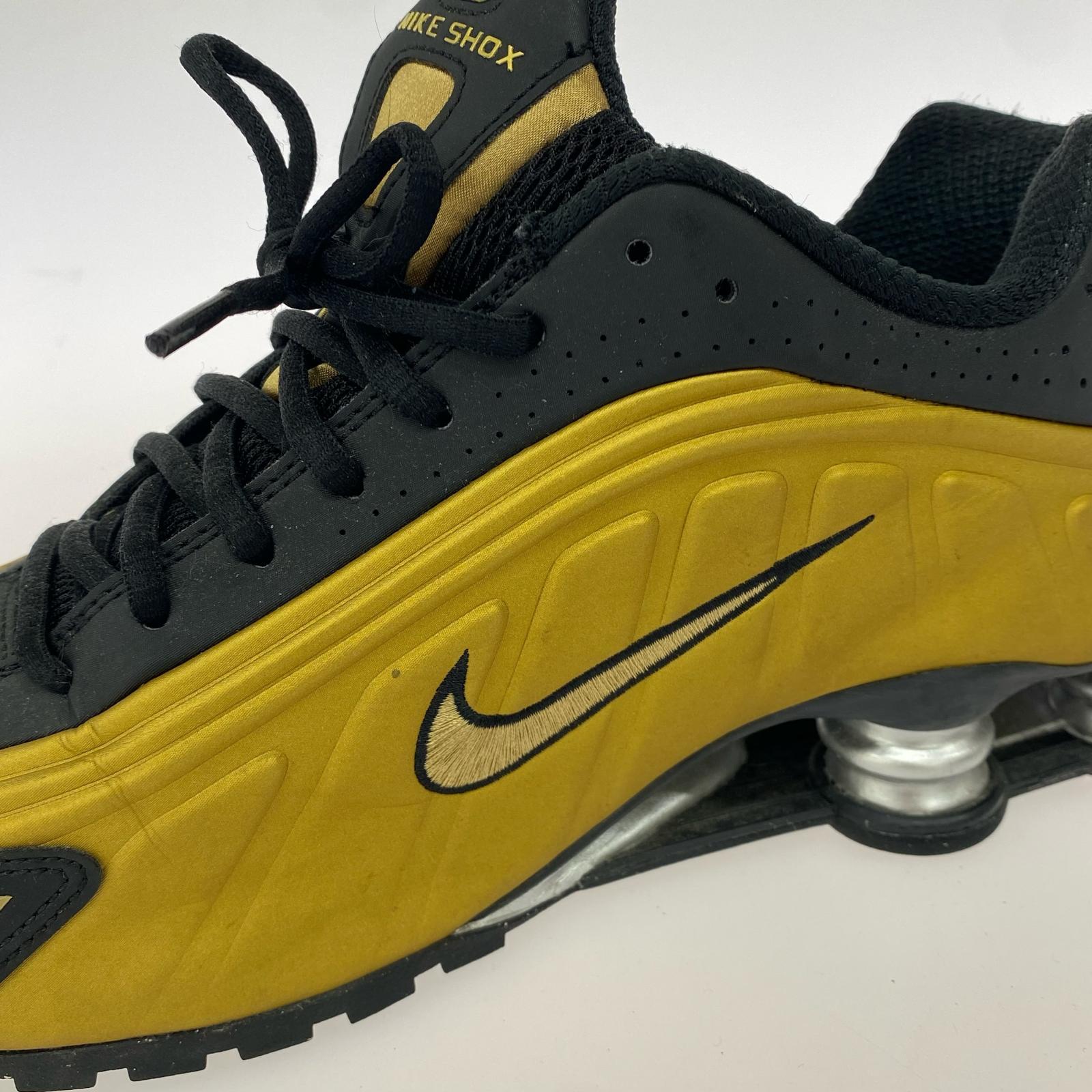 スニーカー shoxr4 AR3565-005 ゴールドブラック 28cm (US10 UK9 1/2 EU46)