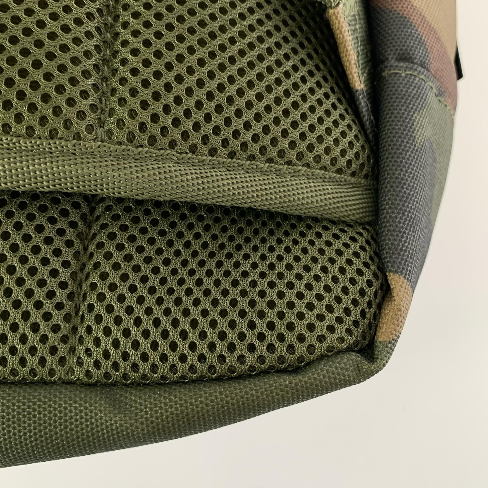 リュック・デイパック woodland camo