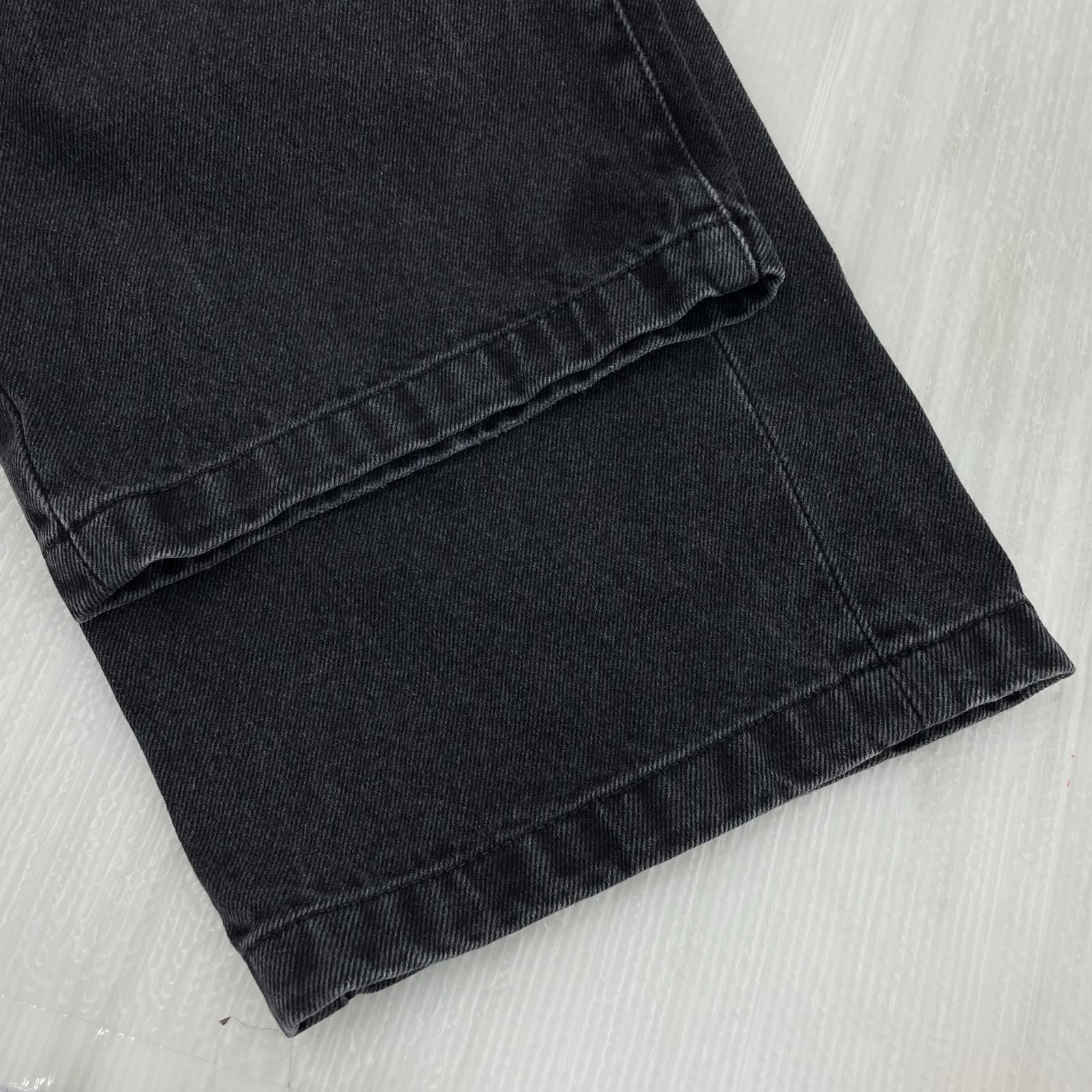 デニムパンツ Carhartt デニム・ジーンズ 30 ブラック