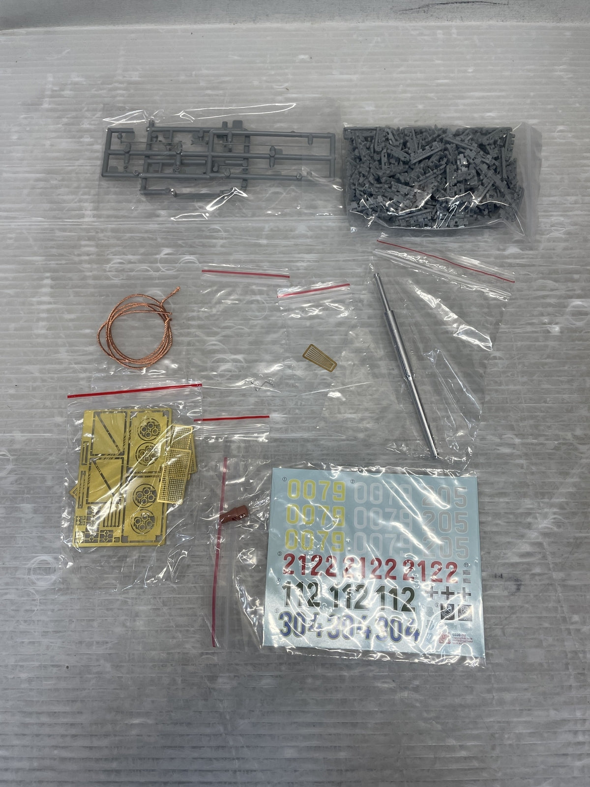 1/35 WW.II ドイツ軍 ティーガーI 後期生産型 ヴィットマン ミリタリープラモ