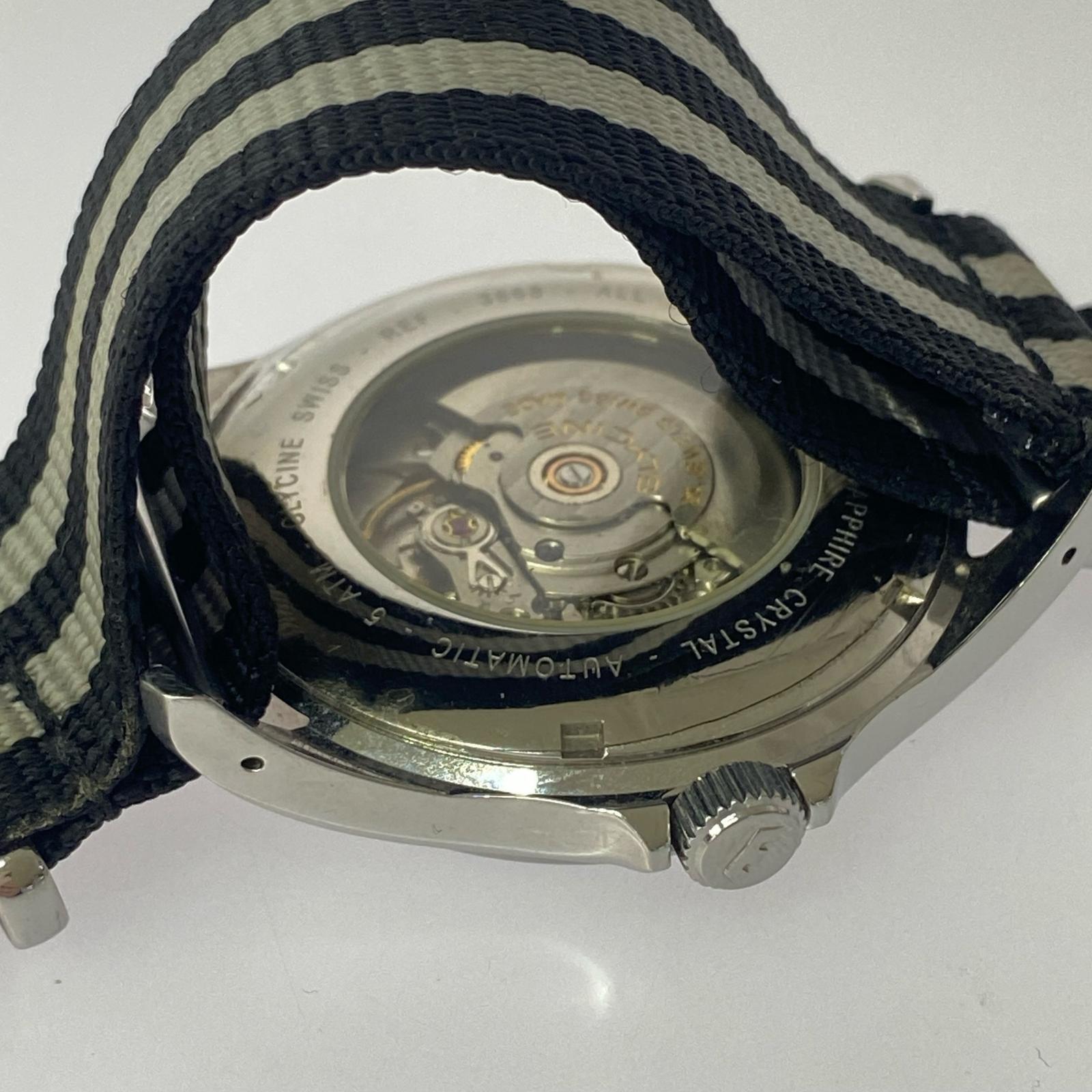 腕時計 GLYCINE COMBAT 6 VINTAGE 時計 ホワイト