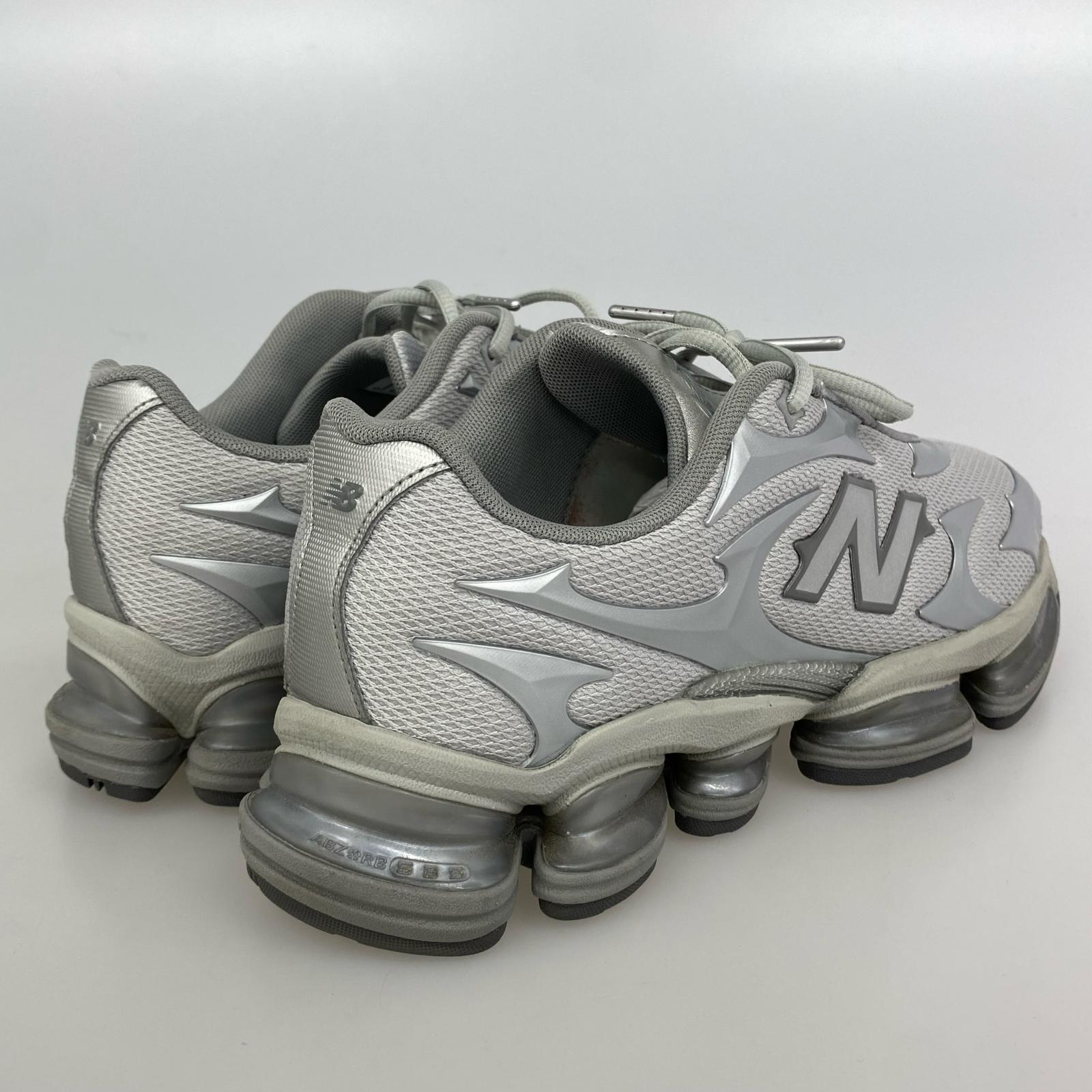 スニーカー U20005UW SILVER 28cm 28cm (US10 UK9 1/2 EU46) シルバー