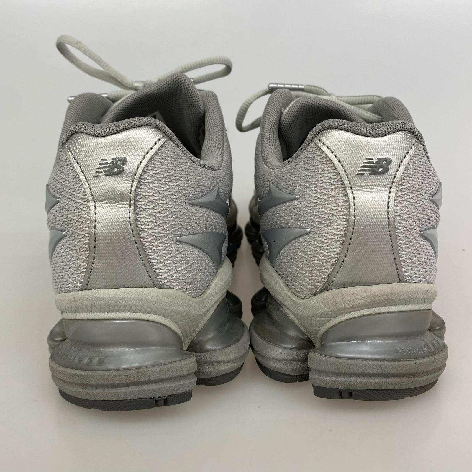 スニーカー U20005UW SILVER 28cm 28cm (US10 UK9 1/2 EU46) シルバー