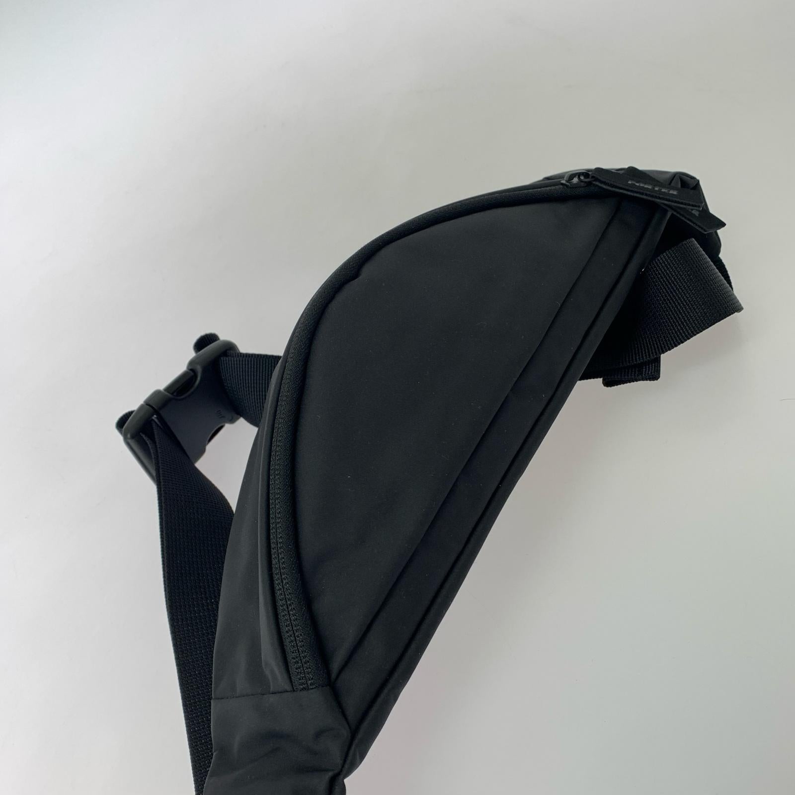 ショルダーバッグ PORTER MOUSSE WAIST BAG ムース ウエストバッグ ブラック ブラック