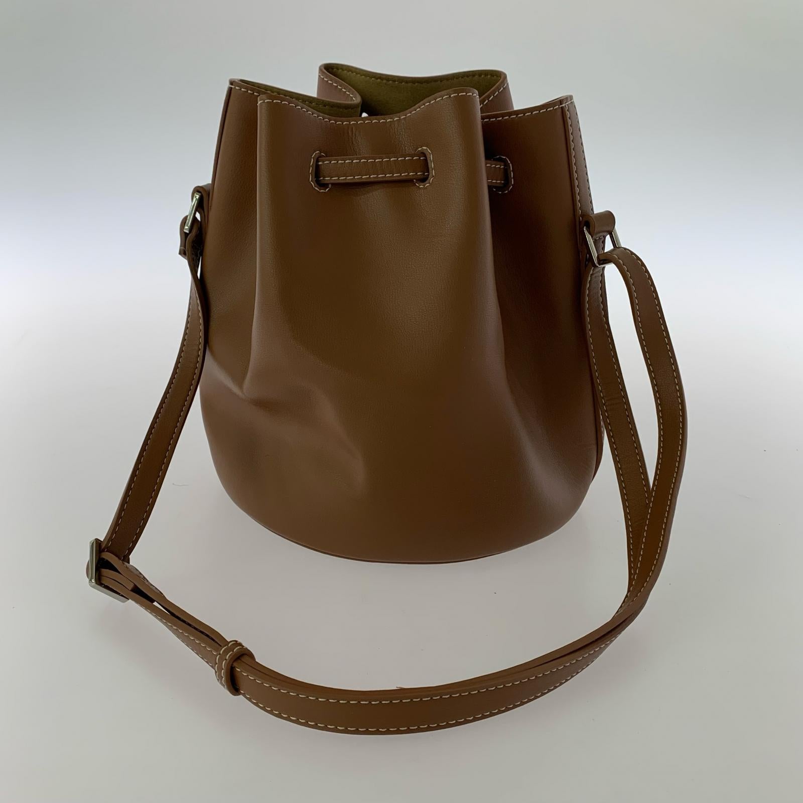 ショルダーバッグ VASIC CLUB mini 巾着 ショルダー 茶 ブラウン