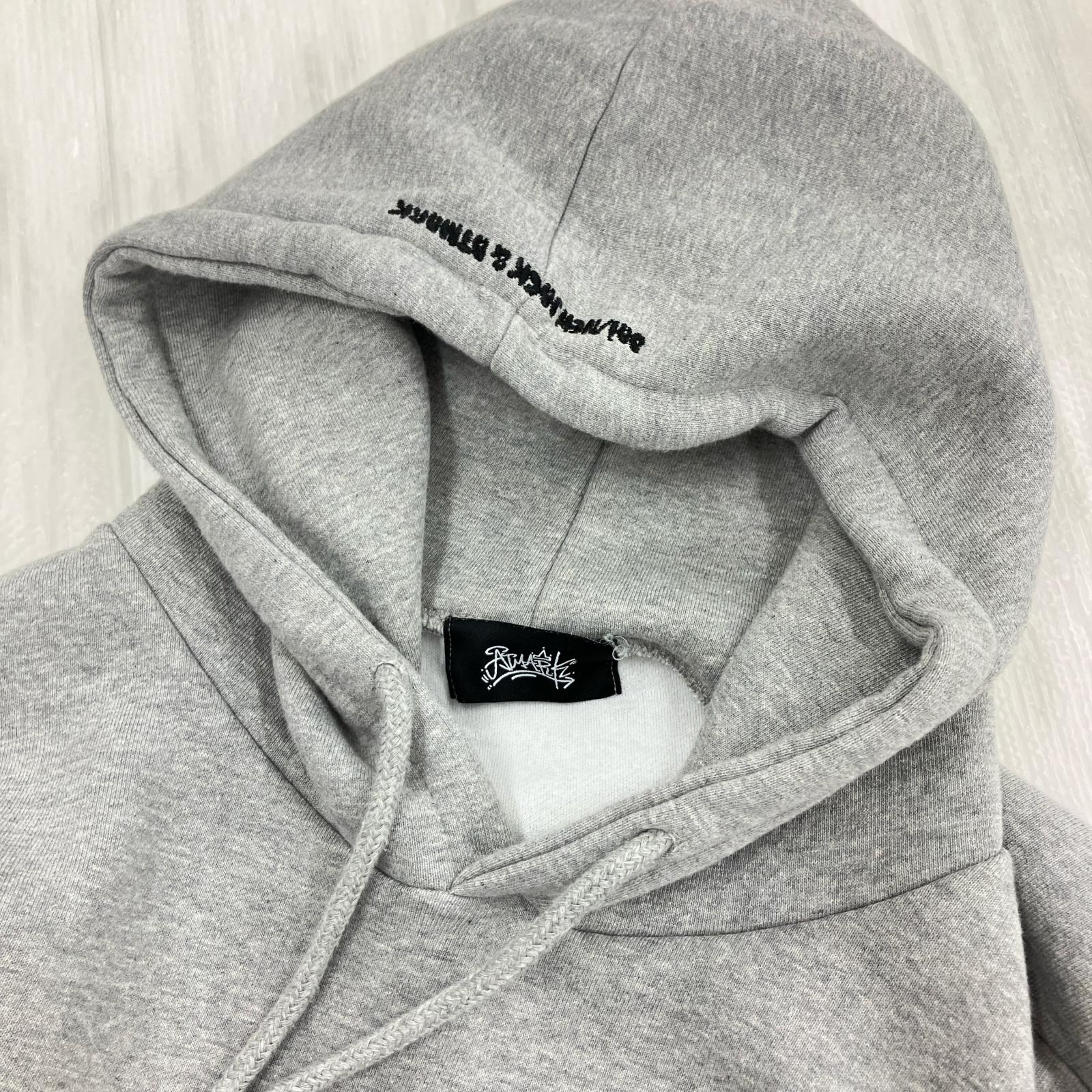 パーカー atmark コラボバックプリントパーカー グレー グレー
