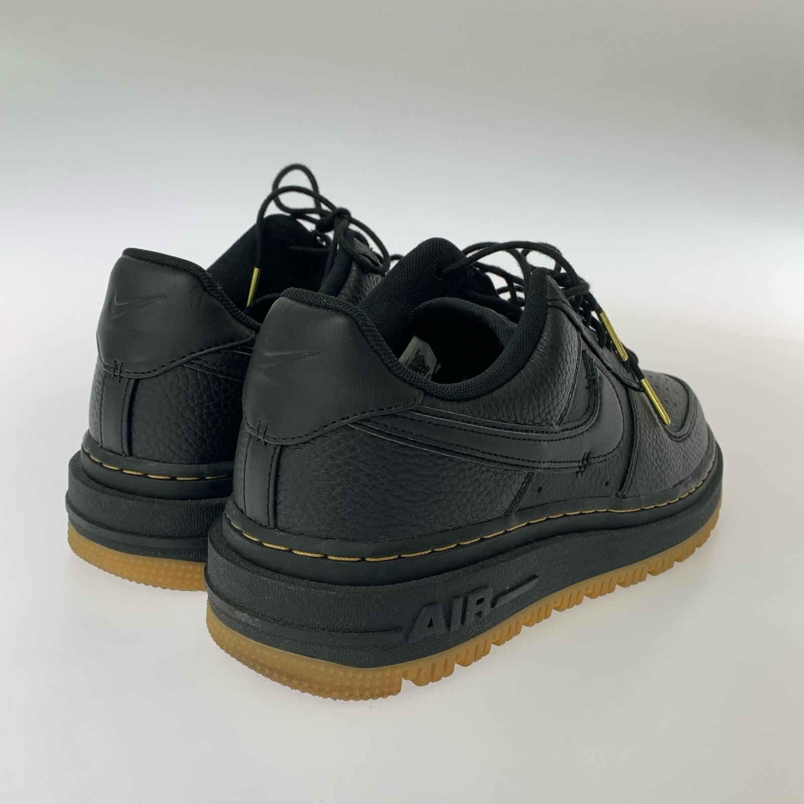 スニーカー AIR FORCE 1 LOW LUXE ブラック 28.0cm 28cm (US10 UK9 1/2 EU46) ブラック