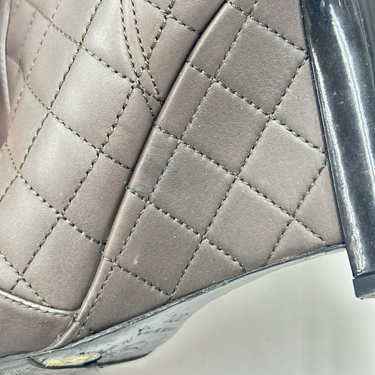 CHANEL マトラッセロングブーツ 茶