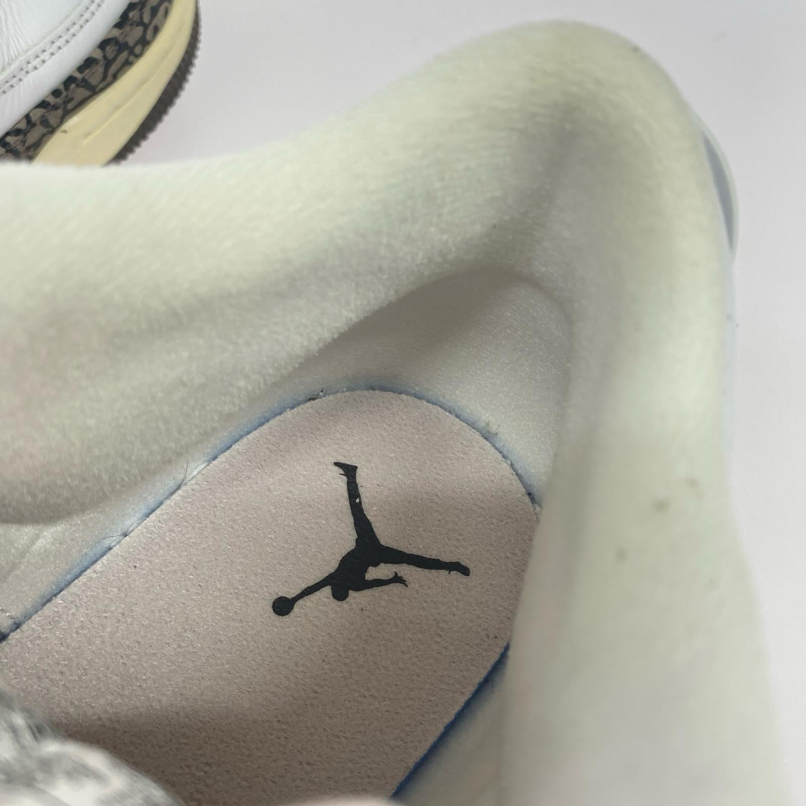 スニーカー Women's Air Jordan 3 Dark Mocha 27.5cm (US9 1/2 UK9 EU45) ホワイト