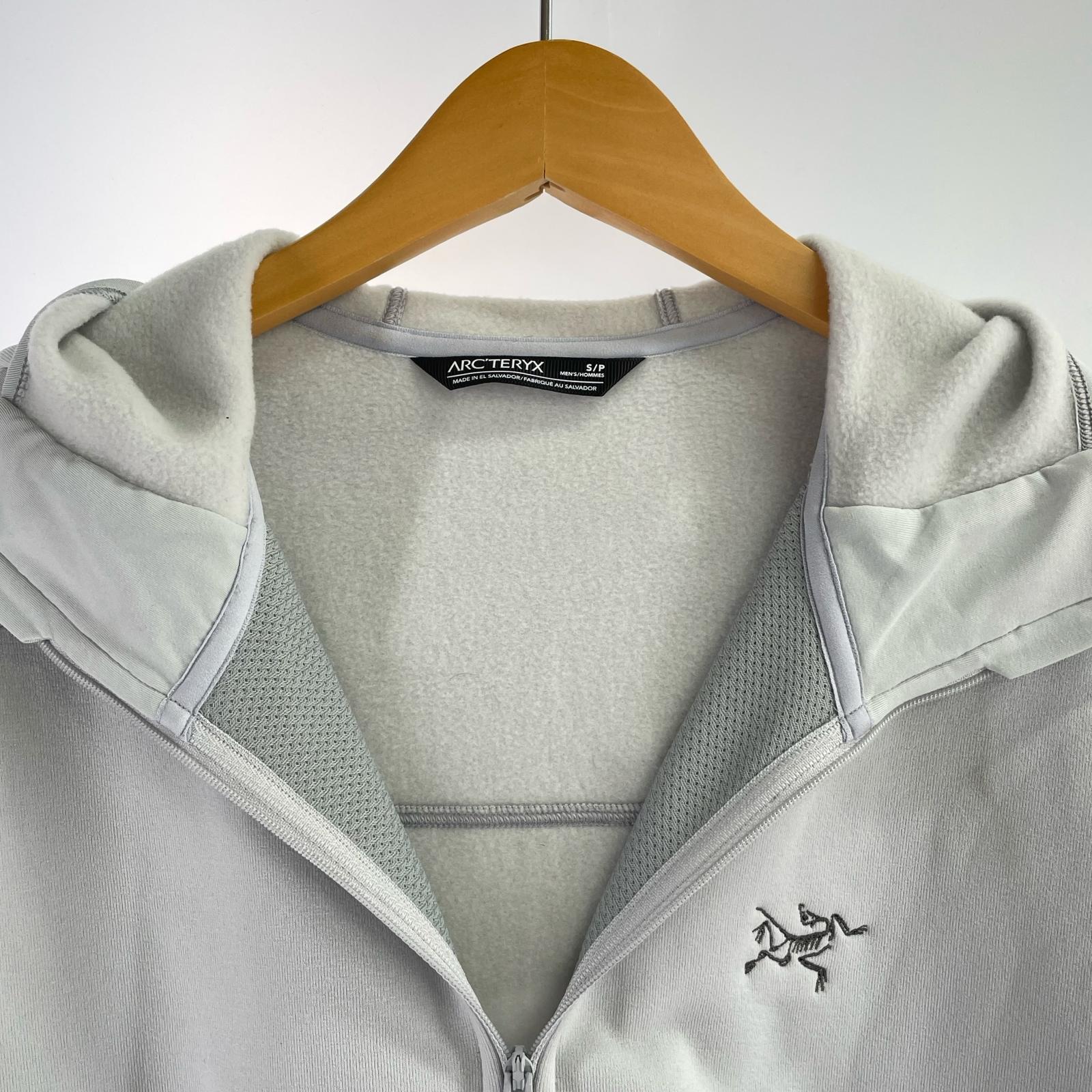 パーカー KYANITE HOODY M ライトグレー S S グレー