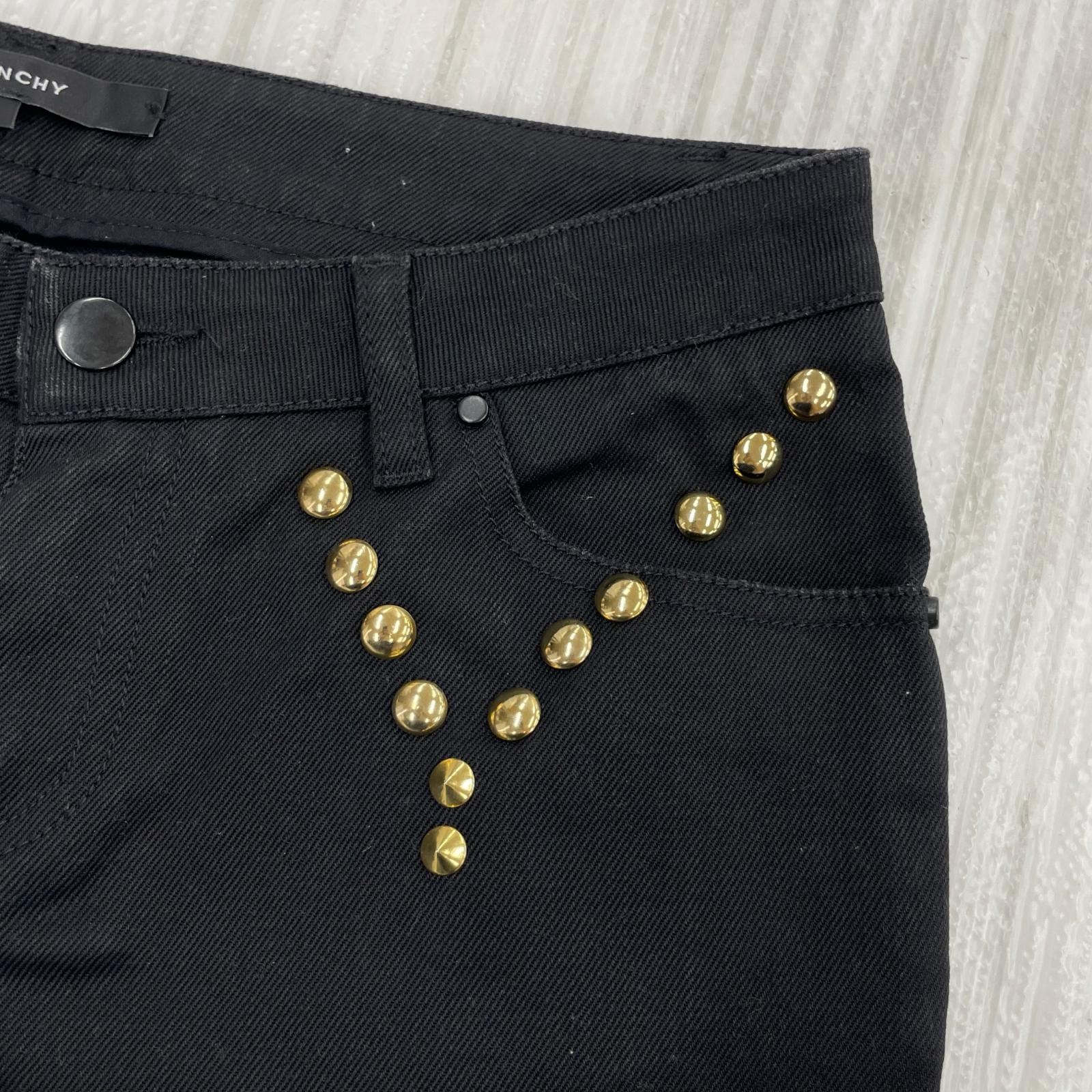デニムパンツ GIVENCHY ゴールドスタッズ スキニーブラックデニムパンツ 38 黒 38 ブラック