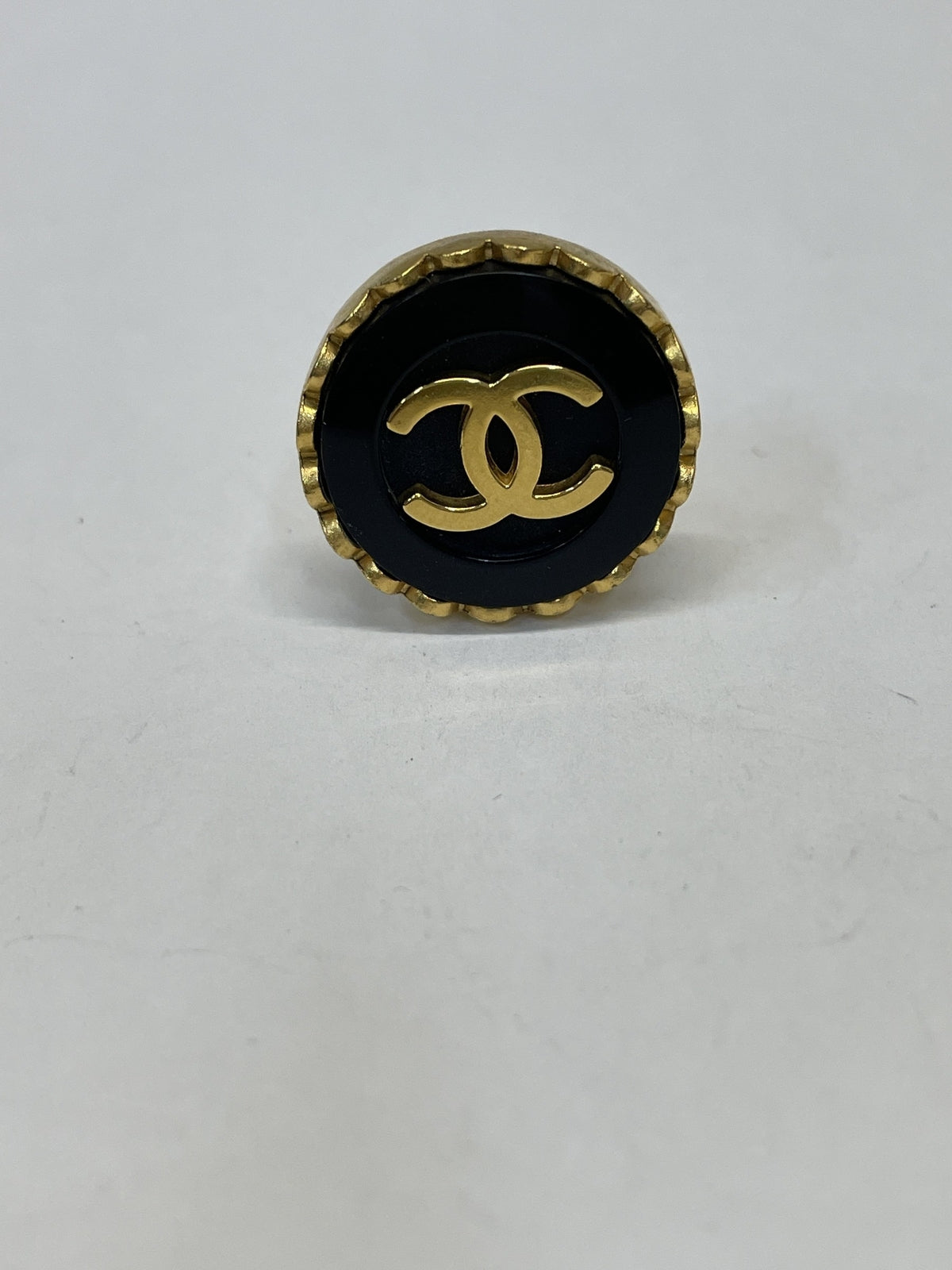 CHANEL 95年 ココマーク イヤリング 黒金