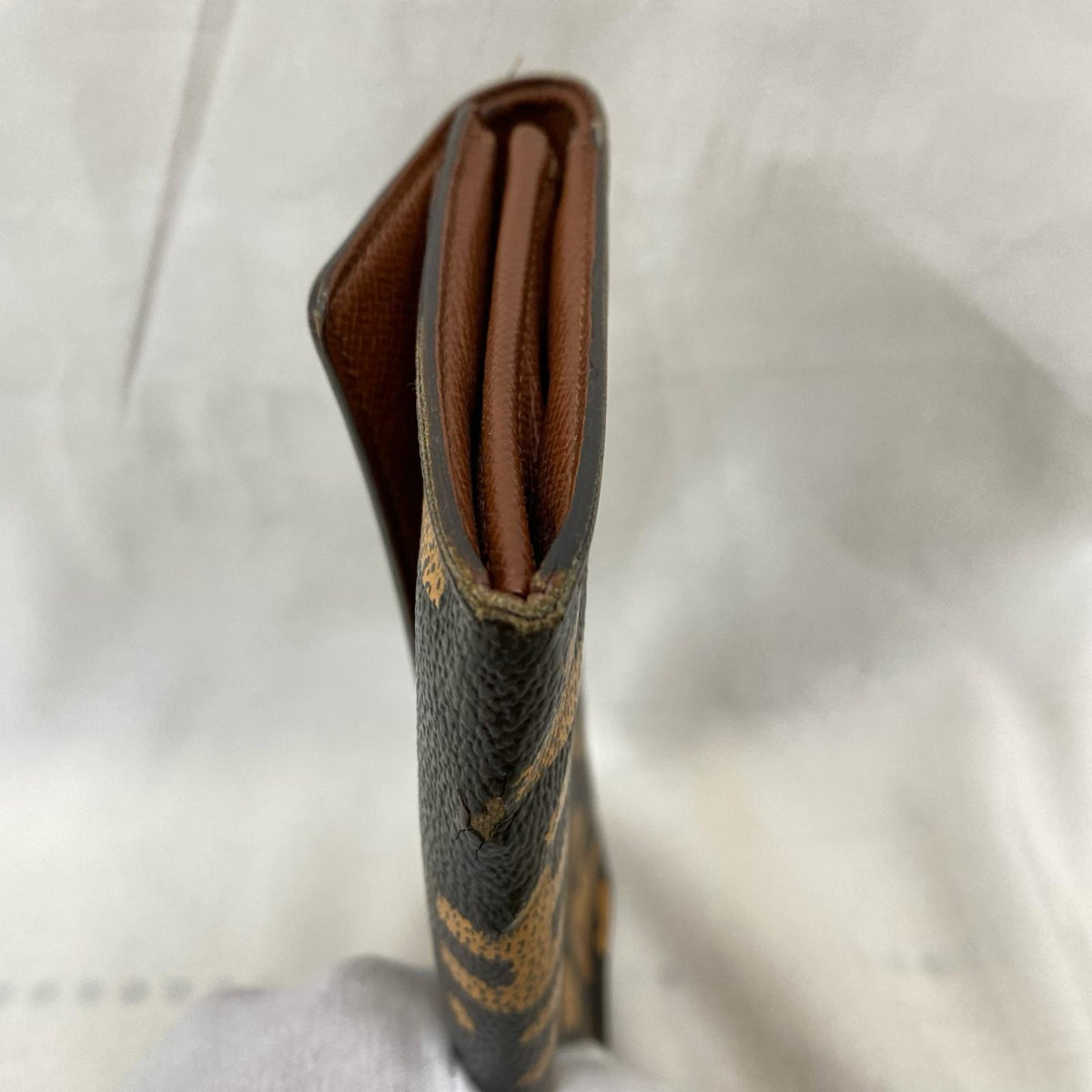 モノグラム グラフィティ M92190
