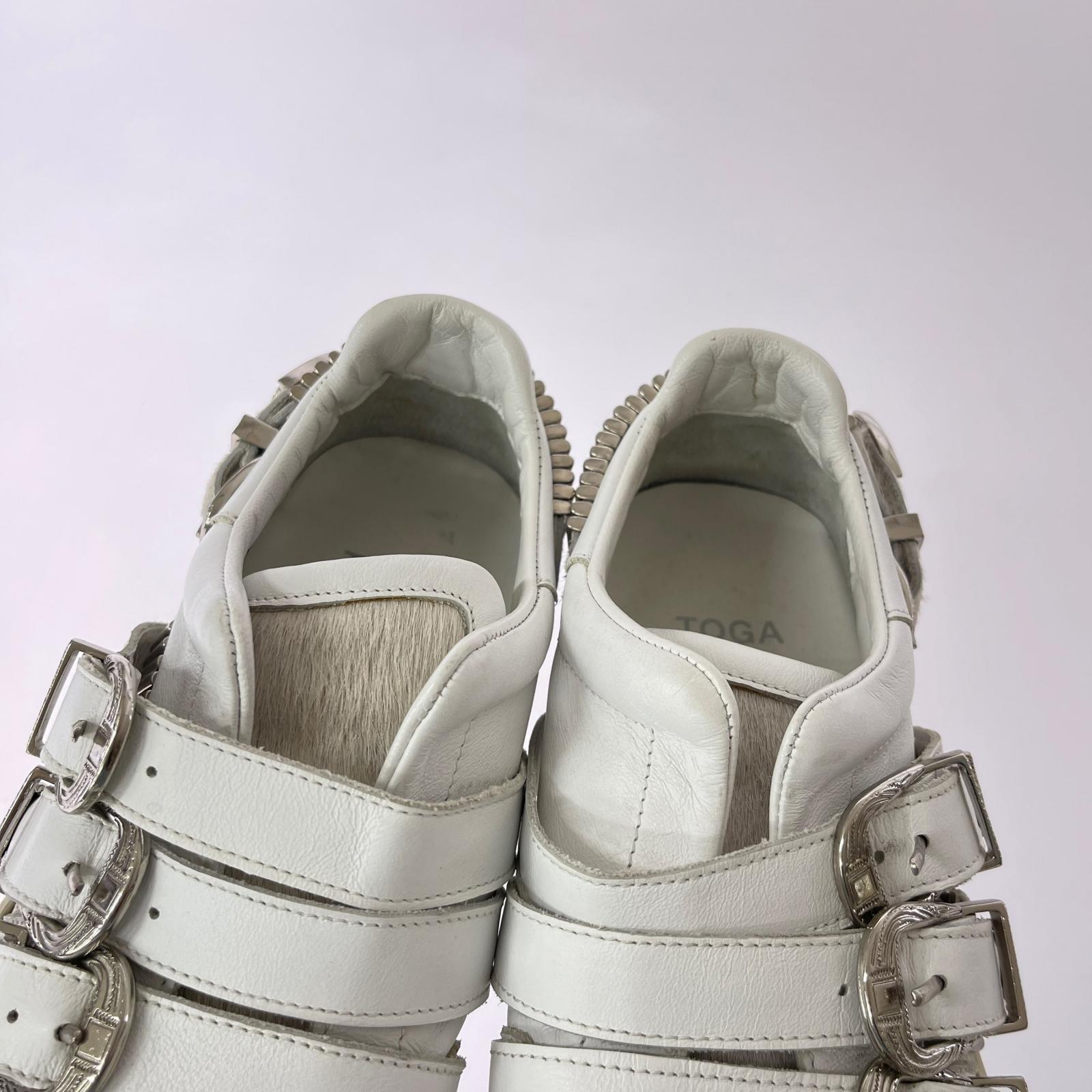 スニーカー ×BEAMS メタルバングルレザースニーカー23.5 ホワイト