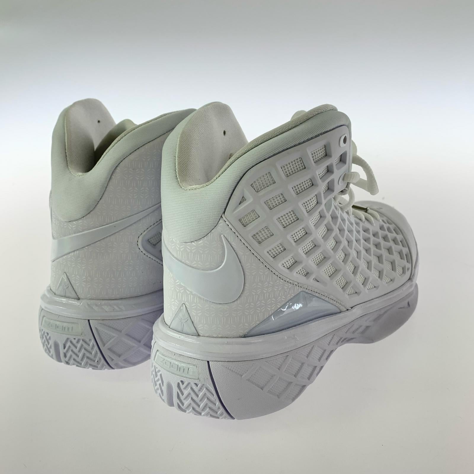 スニーカー KOBE III HALO WHITE 25.0cm 25cm (US7 UK6 1/2 EU40) ホワイト