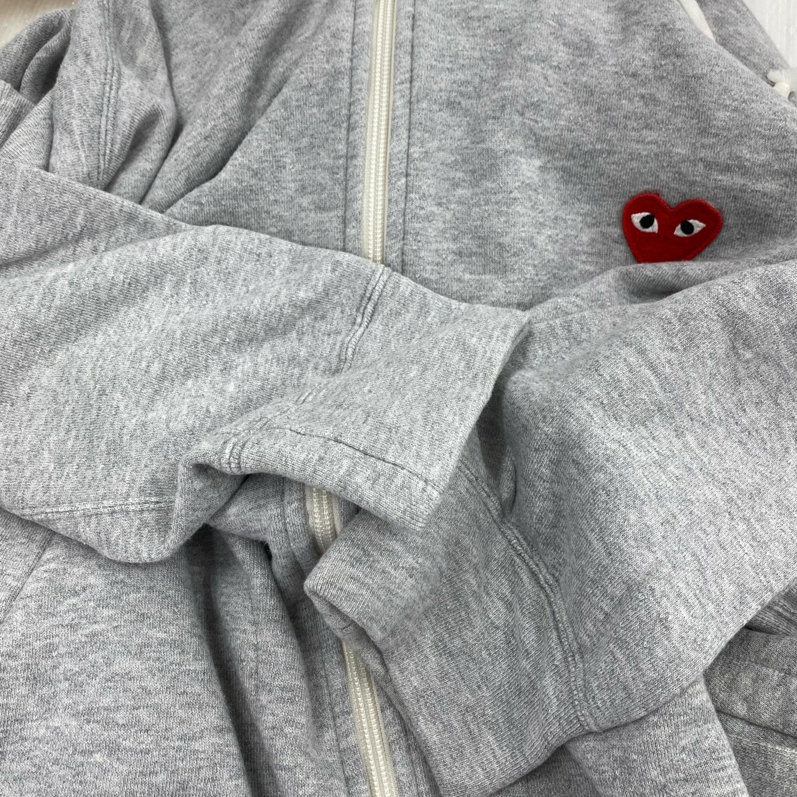 パーカー PLAY COMME des GARCONS ハート刺繍 ジップパーカー L グレー L グレー