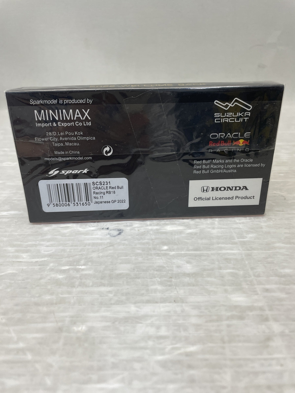 Spark 1/43 RB18 #11 Perez Japanese GP スケールカー