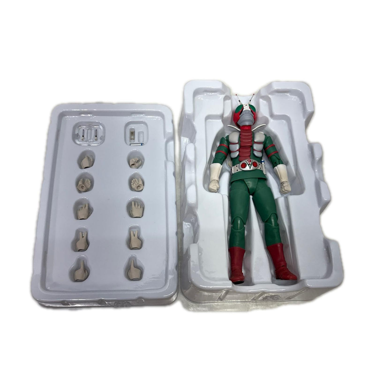 S.H.Figuarts(真骨彫製法) 仮面ライダーV3 仮面ライダー フィギュア/グッズ