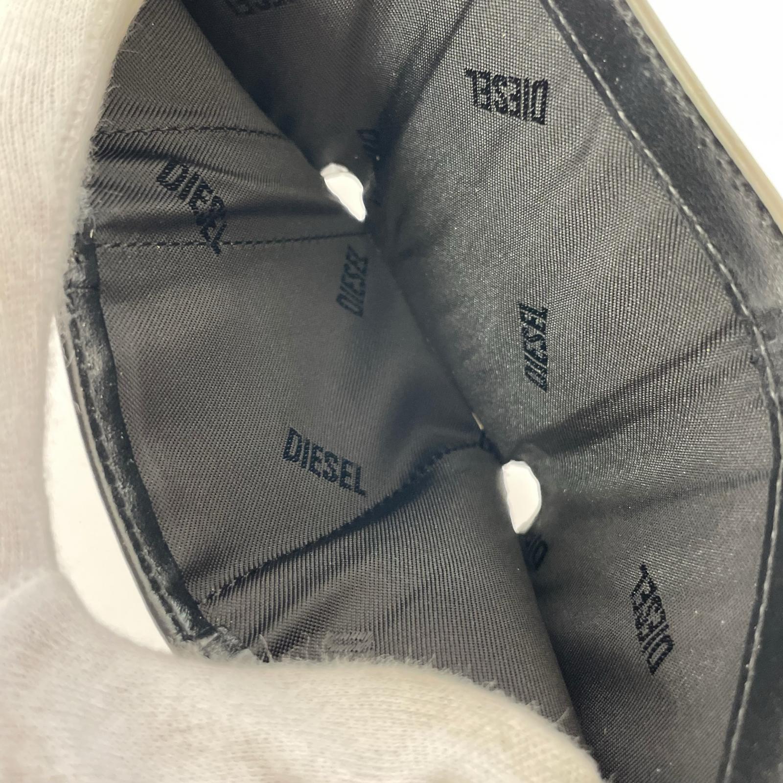 コンパクトウォレット オーバルD SLV シルバー