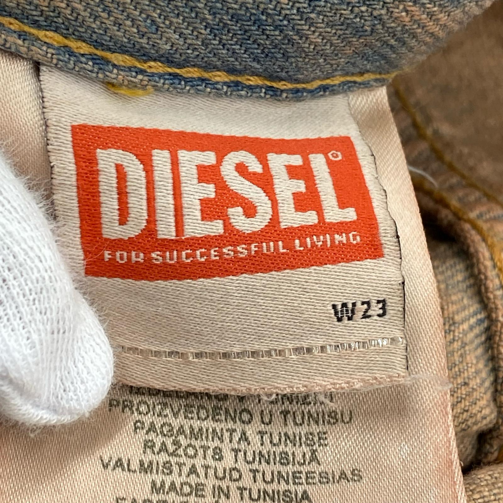 デニムパンツ DIESEL D-SIRE-CARGO-D 加工 カーゴデニムパンツ 23 L30 ブルー