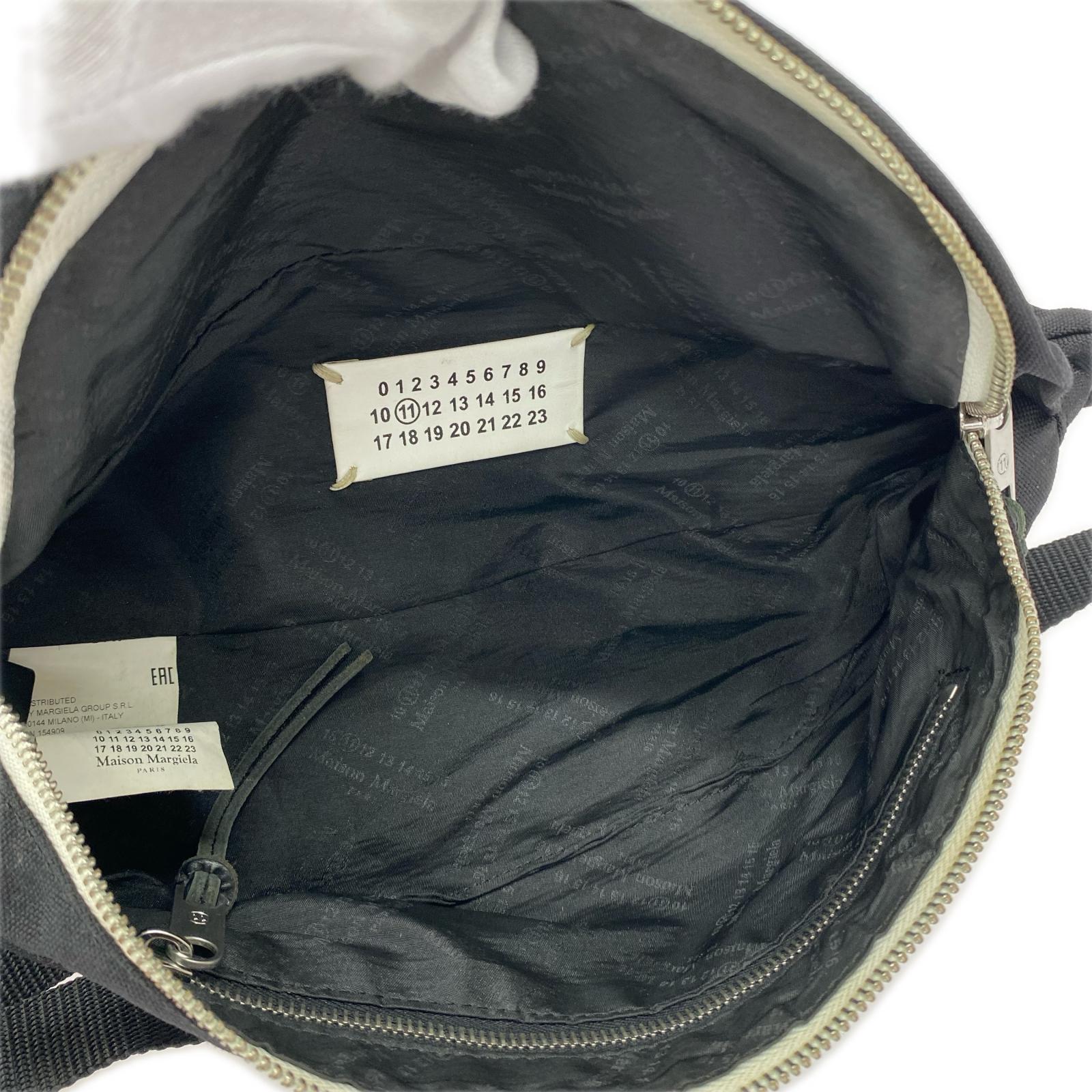 ショルダーバッグ MAISON MARGIELA STEREOTYPE FANNY PACK ウエストバッグ ブラック ブラック