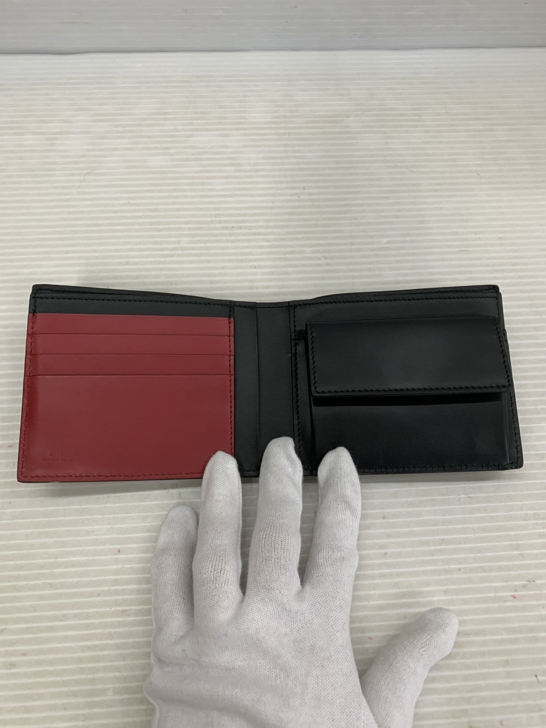 FENDI シャドー 二つ折り 財布