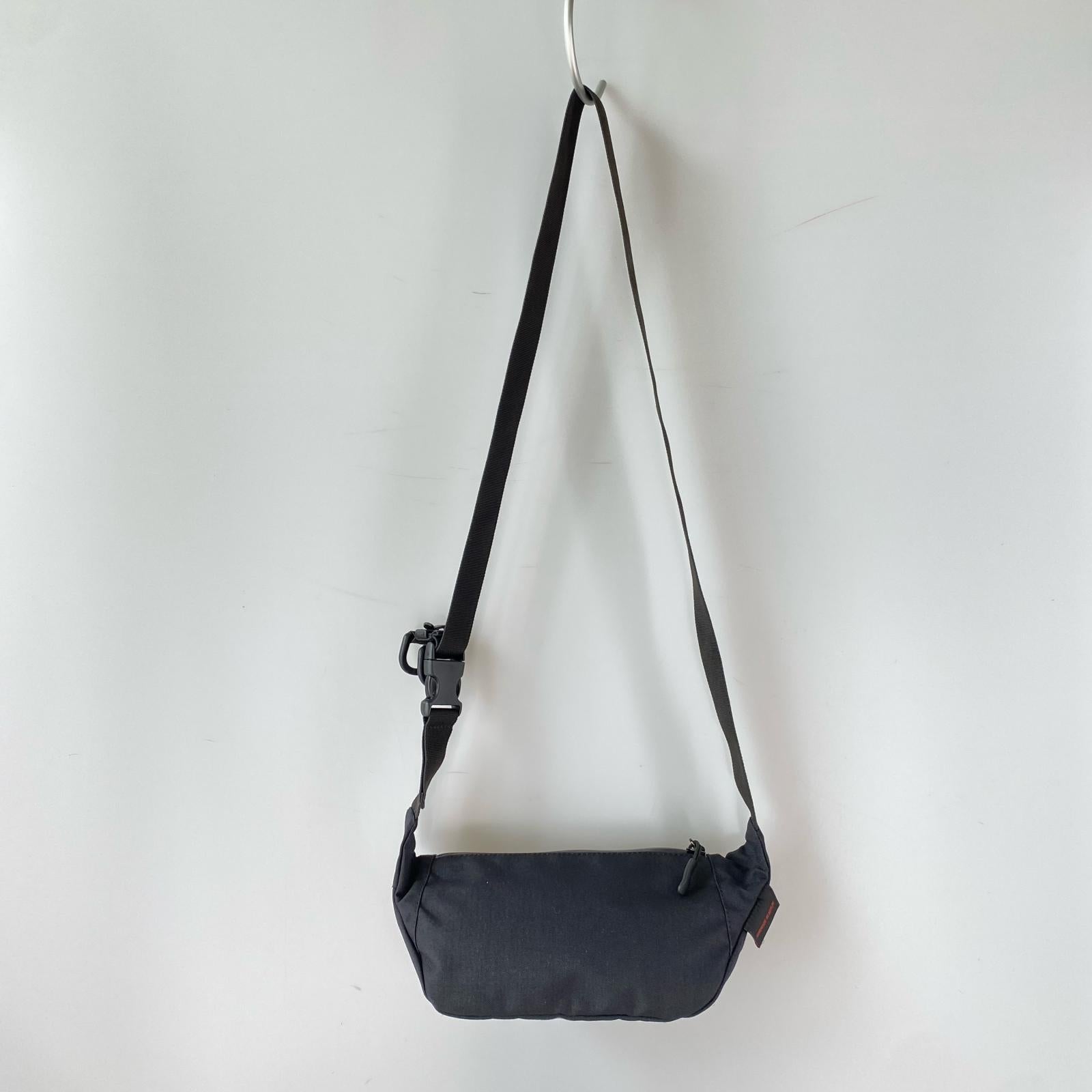 ボディバッグ hipbag 黒 ブラック