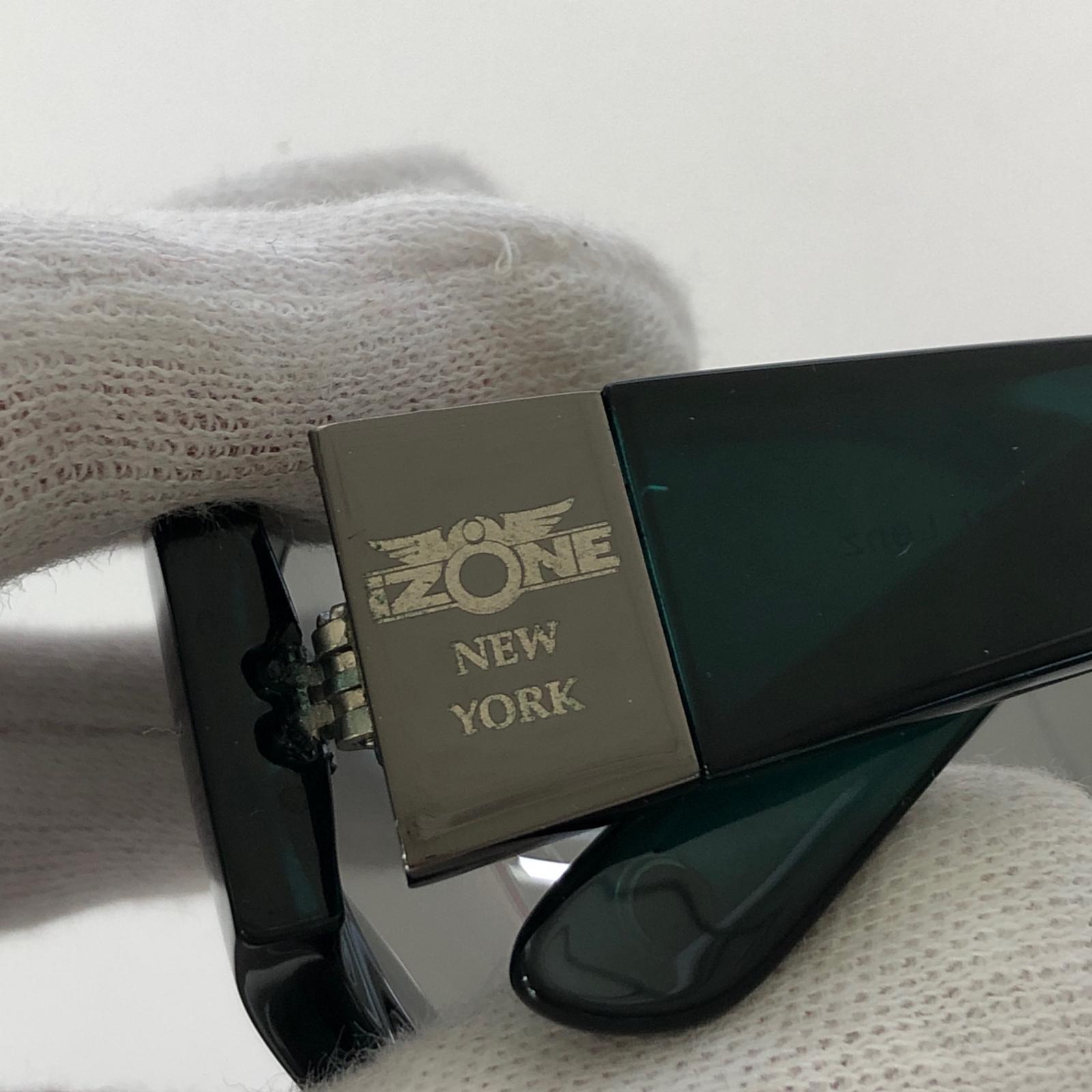 その他アクセサリー IZONE NEW YORK 偏光サングラス グリーン ブラック