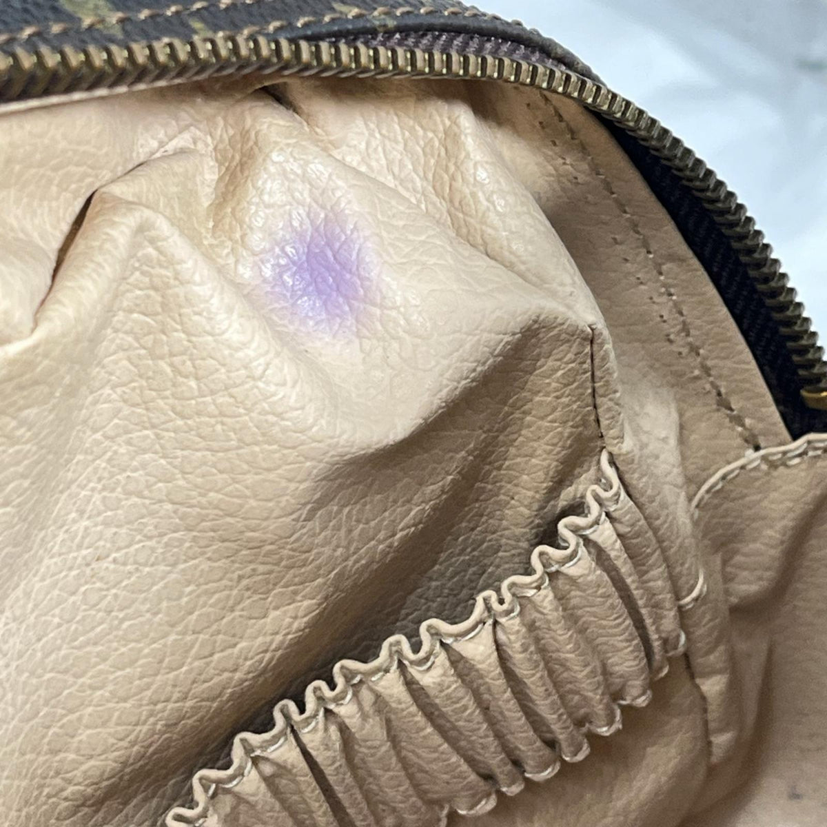 LV モノグラム トゥルーストワレット28