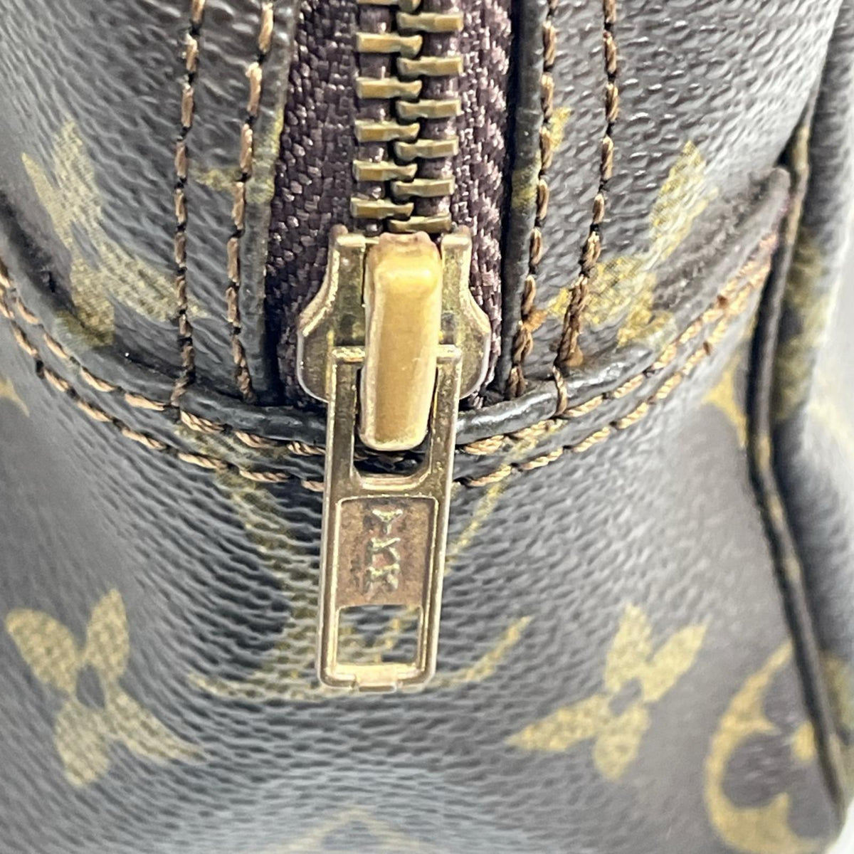 LV モノグラム トゥルーストワレット28
