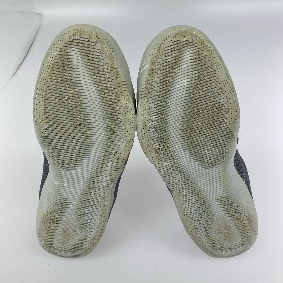 スニーカー Kobe 11 Elite Low USA 27.5cm 27.5cm (US9 1/2 UK9 EU45) グレー