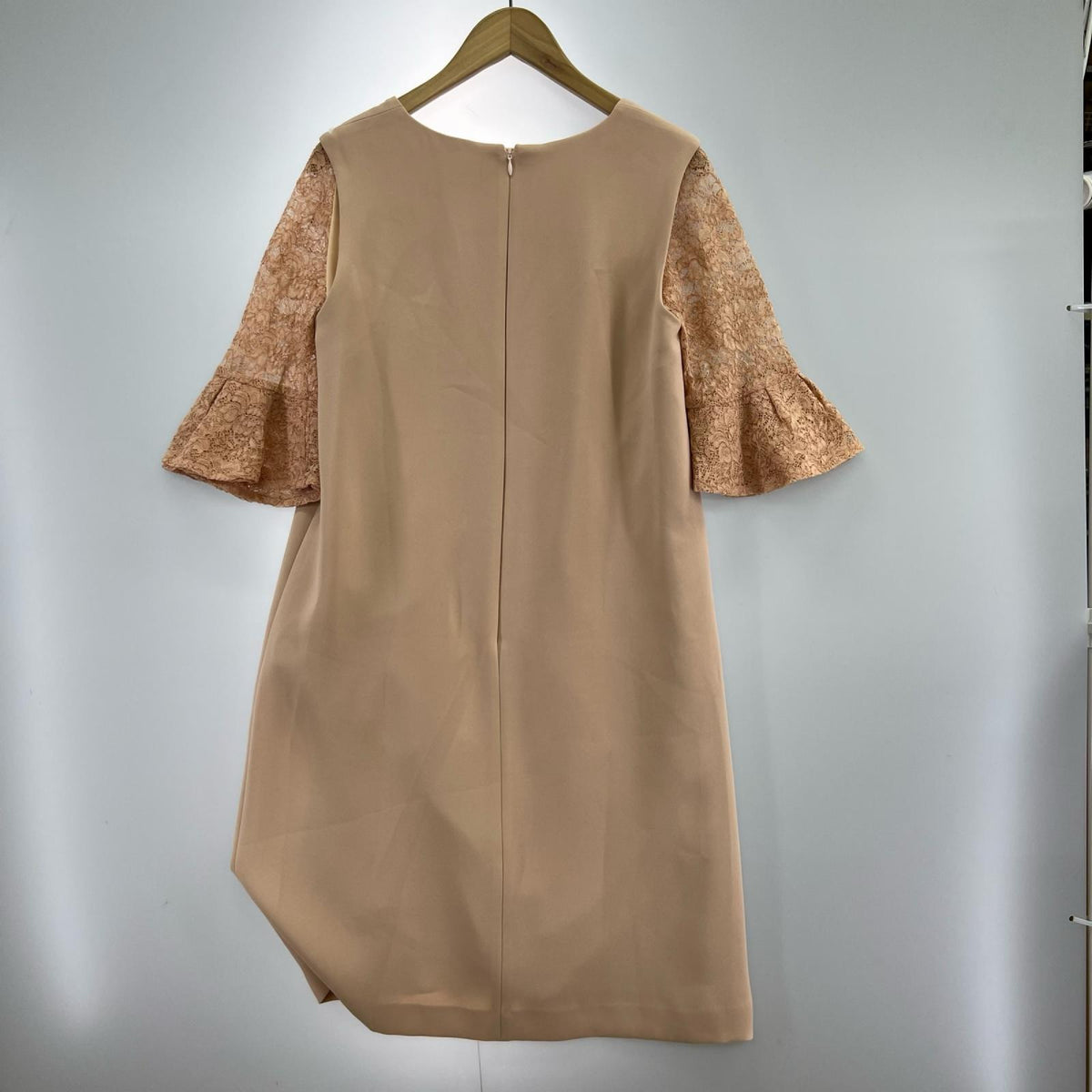 ワンピース UNITED ARROWS 半袖ワンピース 38 ベージュ