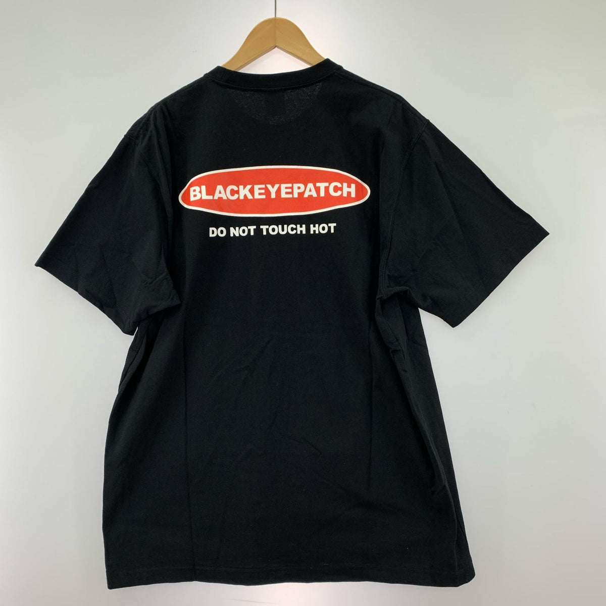 半袖Tシャツ DANGER HOT LABEL TEE ブラック