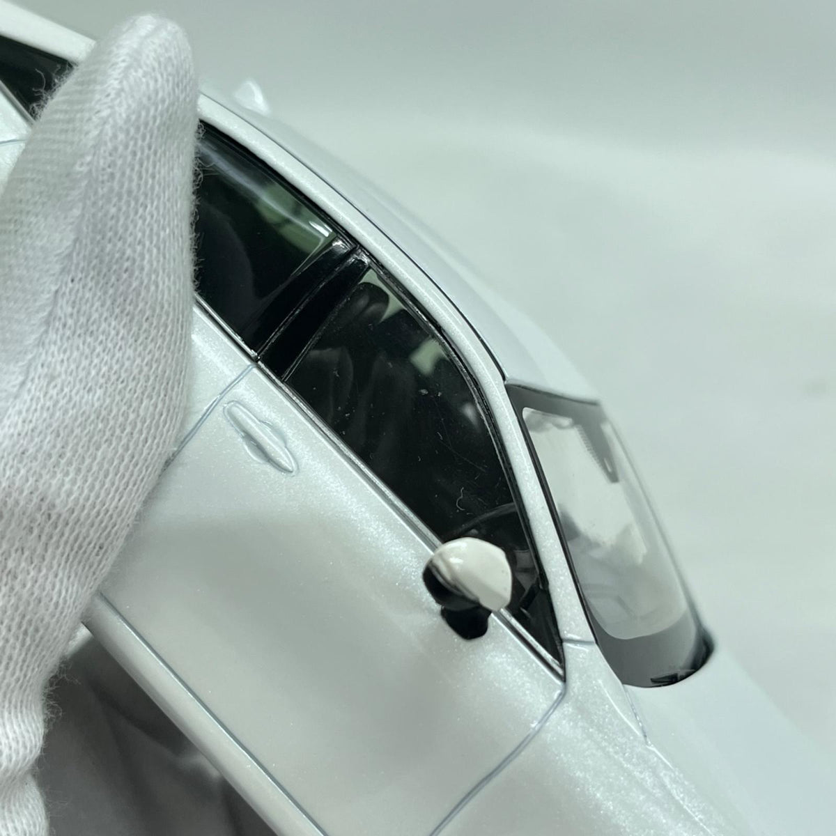TOYOTA プレシャス ホワイトパール MIRAI カラーサンプル TOYOTA カラーサンプル