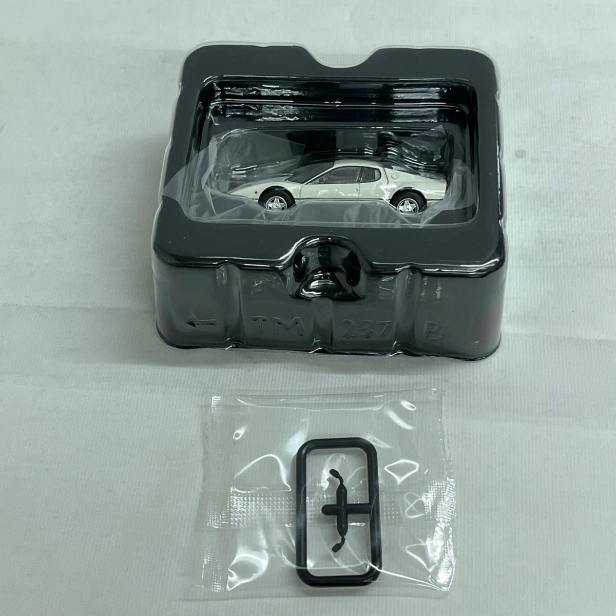 TOMICA LIMITED VINTAGE NEO フェラーリ 512 BBi TOMYTEC トミカ