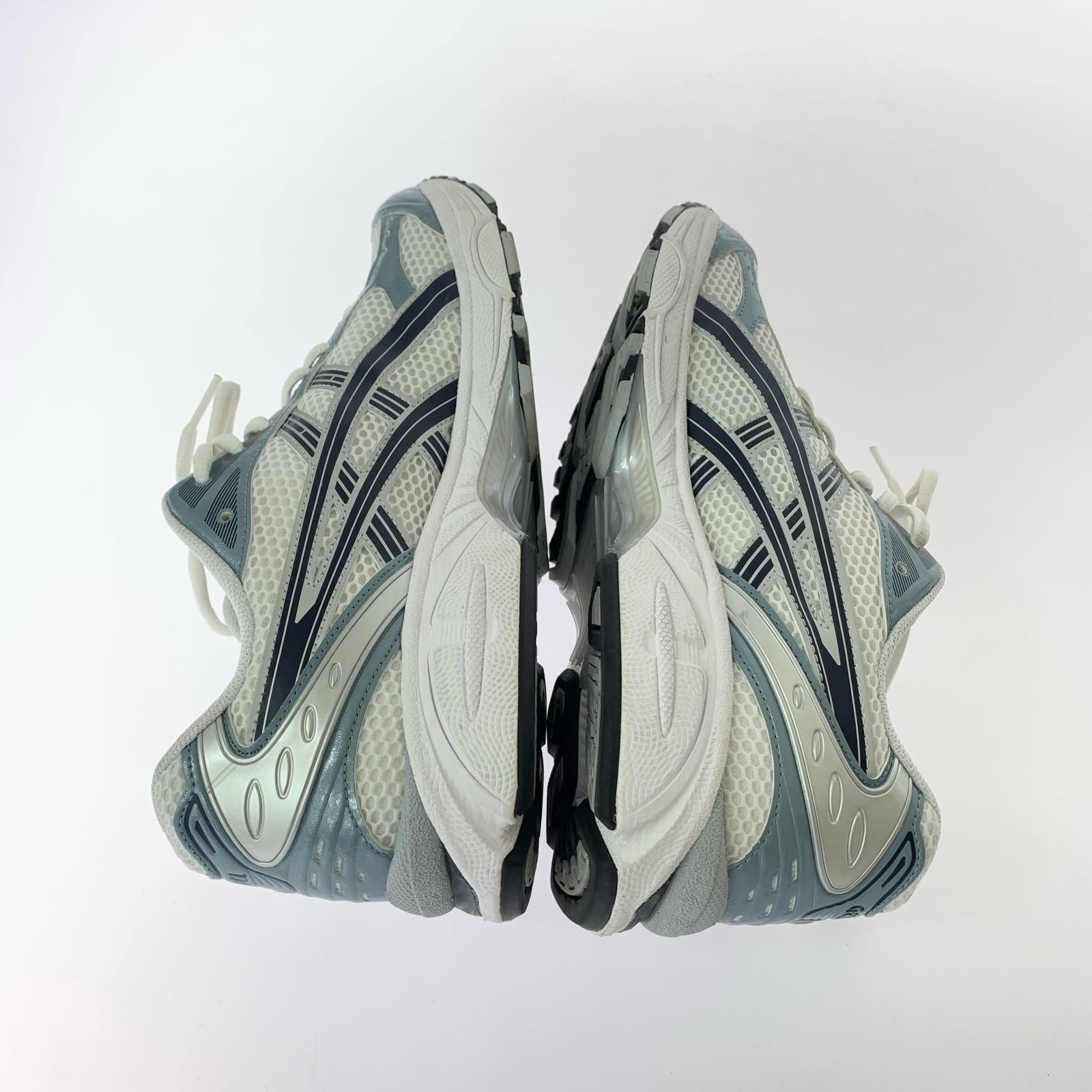 スニーカー ローカットスニーカー/F581124/28.0 28cm (US10 UK9 1/2 EU46)