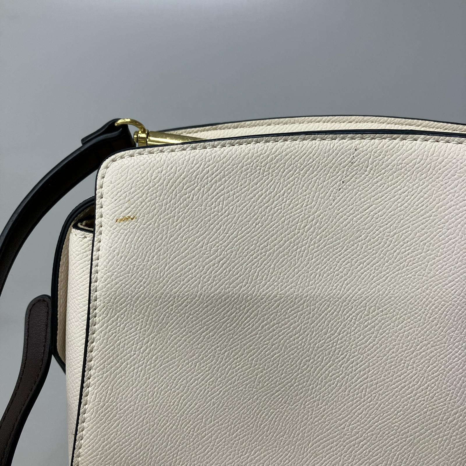 ショルダーバッグ &chouette ショルダーバッグ ホワイト