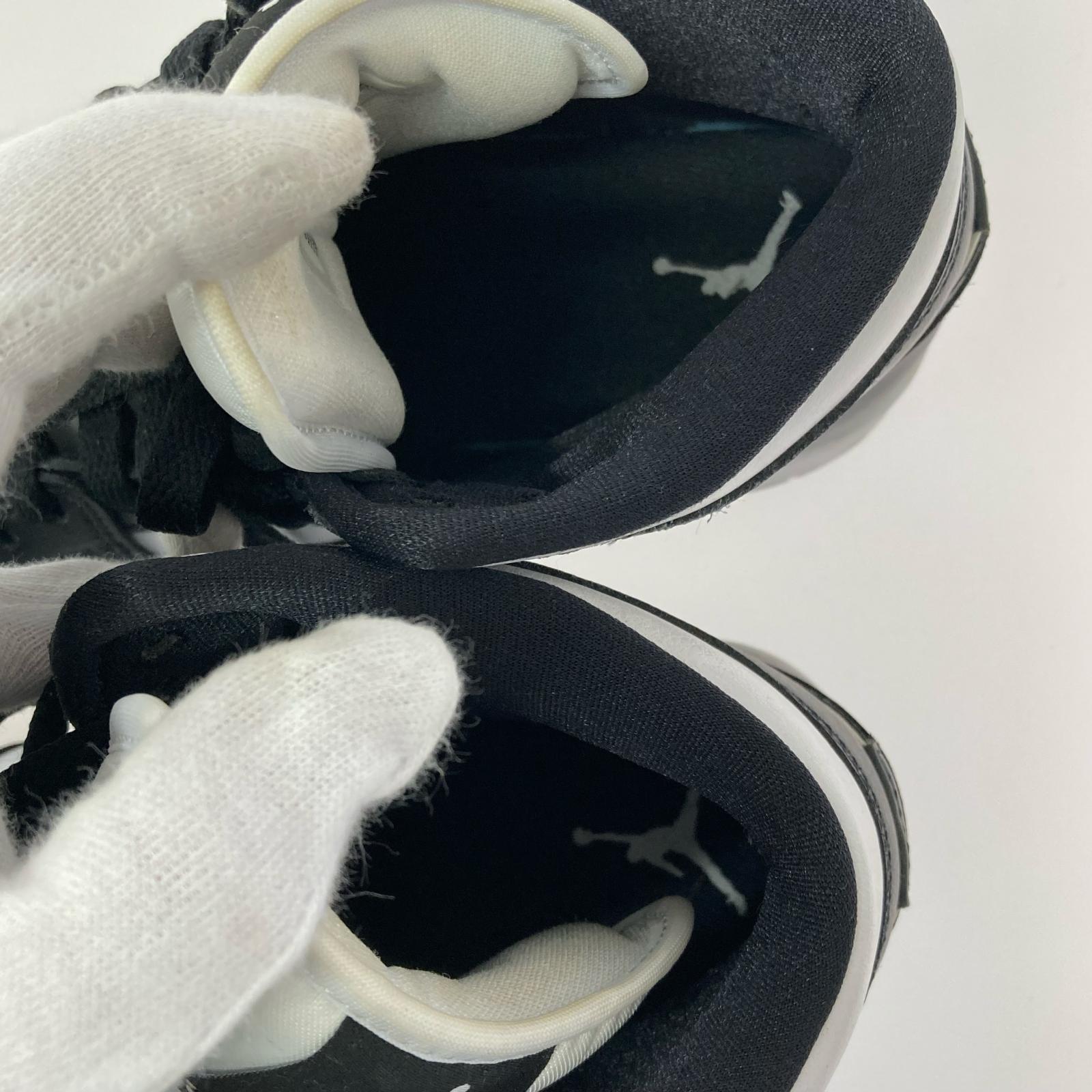 スニーカー WMNS AIR JORDAN 1 MID 28.0cm ブラック/ホワイト 28cm (US10 UK9 1/2 EU46)