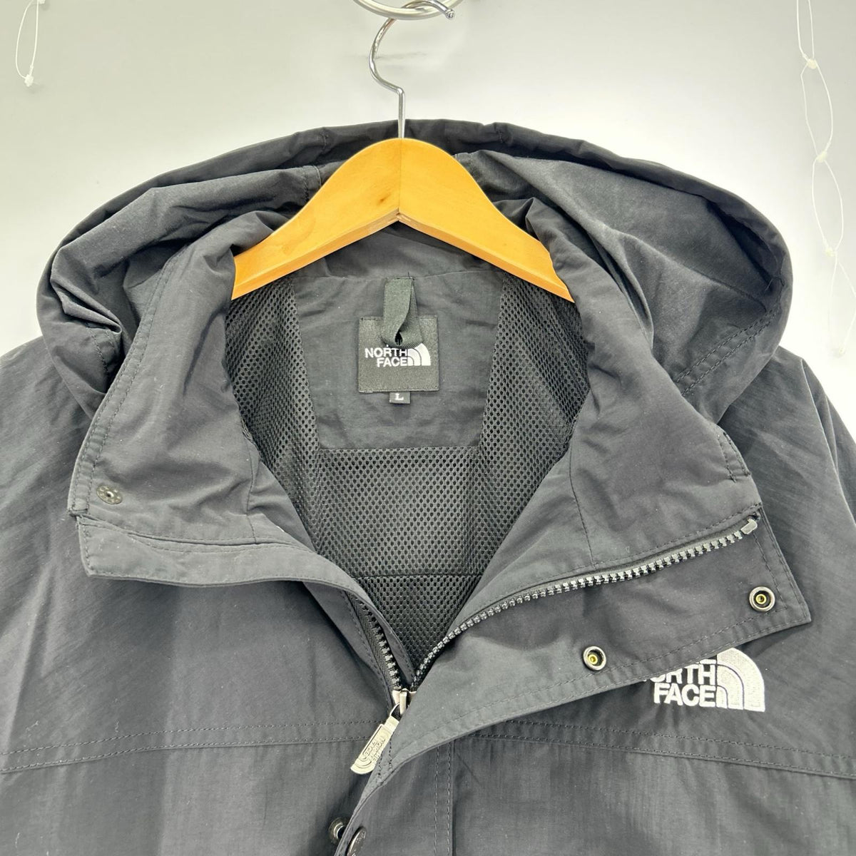 ジャケット Hydrena Wind Jacket L 黒 NP22550 L ブラック