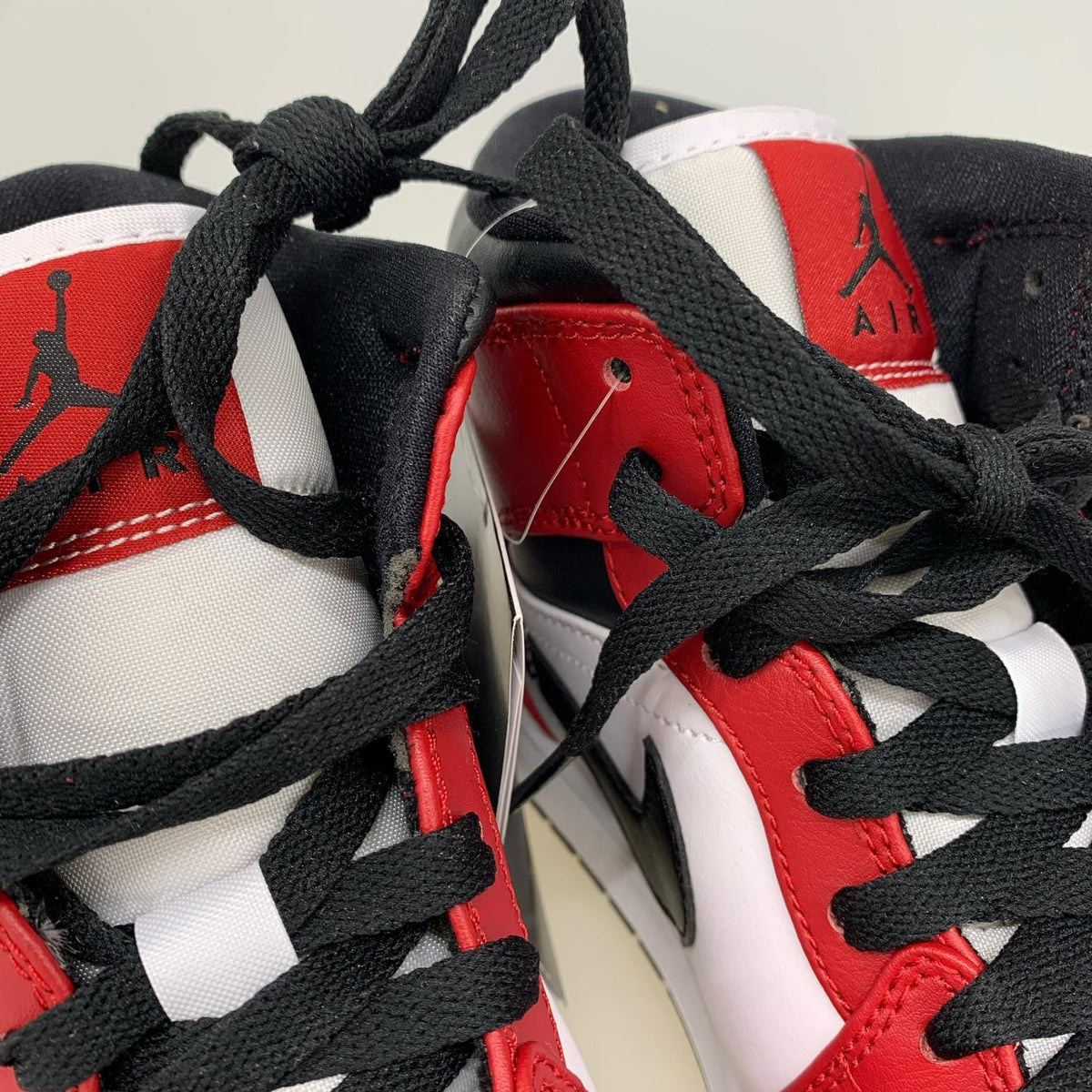 スニーカー AIR JORDAN 1 MID シカゴ 554724-069 26cm 26cm (US8 UK7 1/2 EU42)