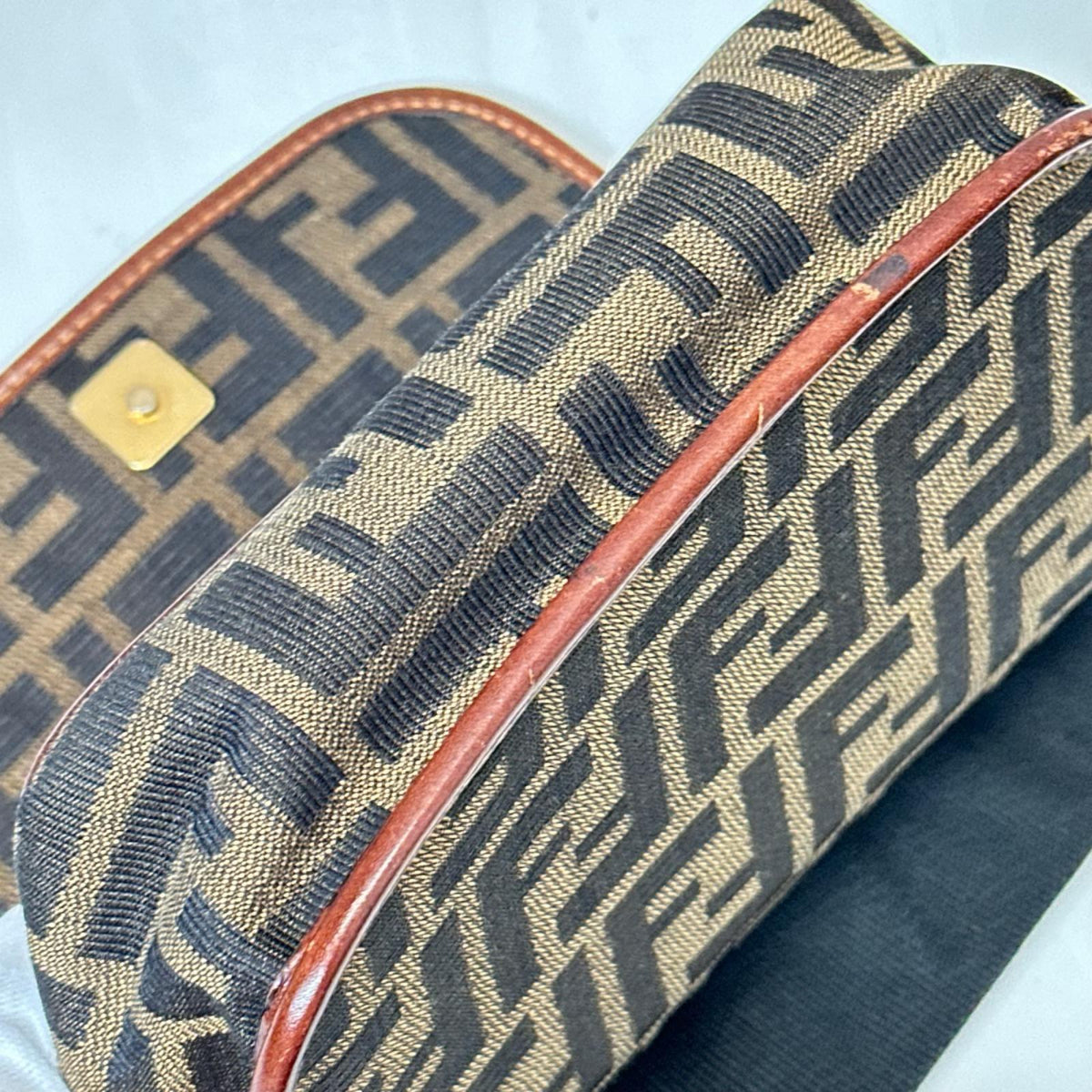 FENDI OLD 総柄 ショルダーバッグ 茶