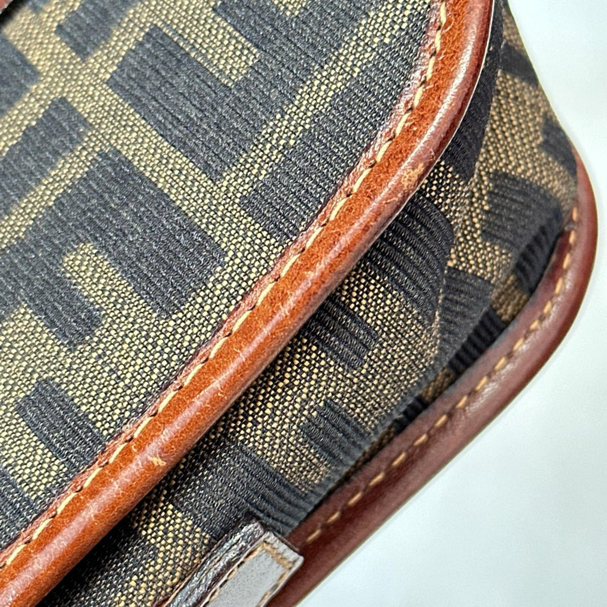 FENDI OLD 総柄 ショルダーバッグ 茶