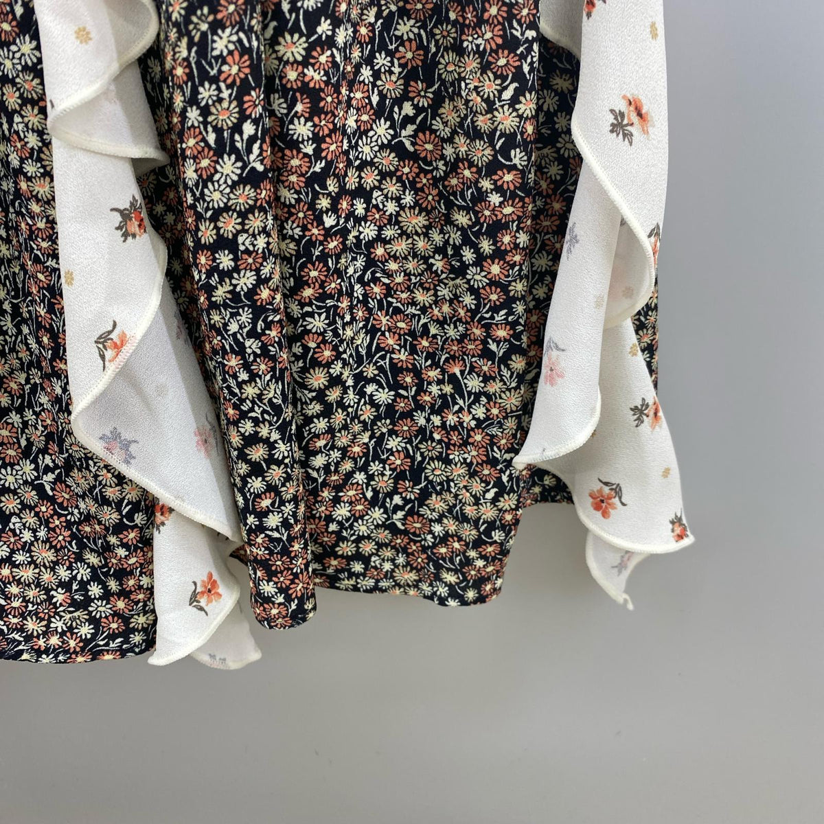 ワンピース MADE WITH LIBERTY FABRIC ラッフルキャミソールドレス 1 マルチカラー