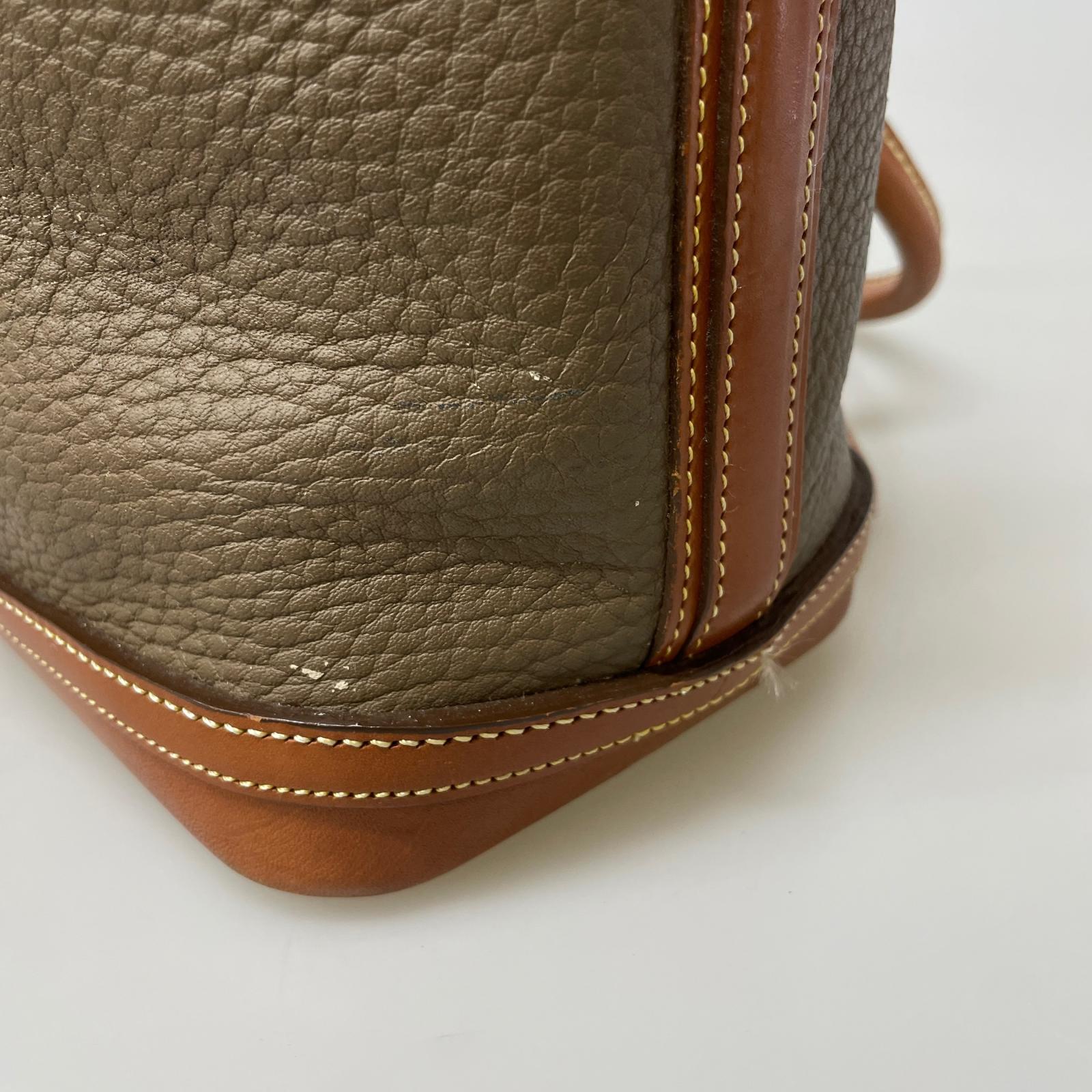 ショルダーバッグ Dooney&Bourke レザー2wayショルダー BR ※スレ ブラウン