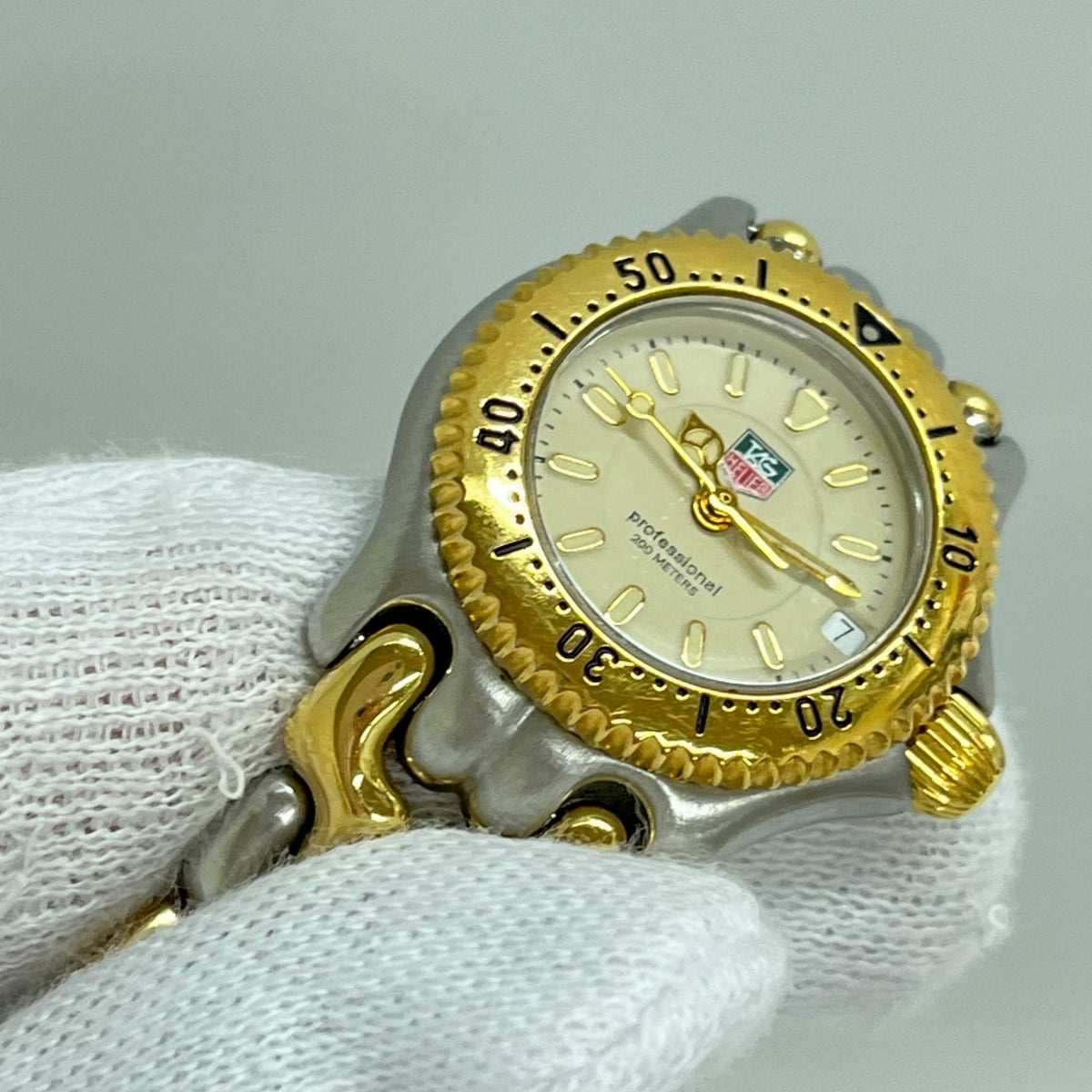 タグホイヤー/セル・プロフェッショナル/WG1421-0/電池交換済み レディースQZ WG1421-0 TAG Heuer 腕時計