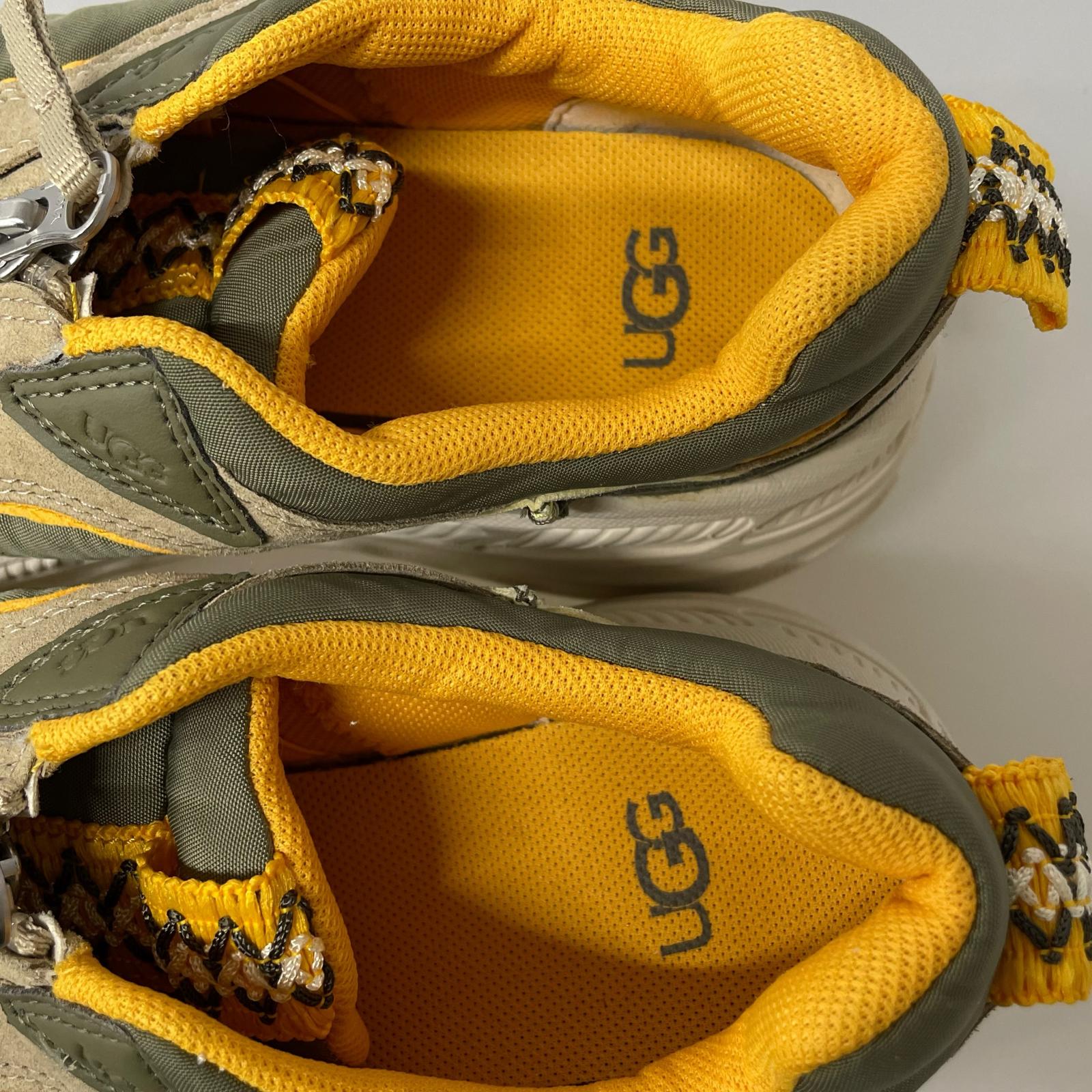 スニーカー UGG スニーカー カーキ