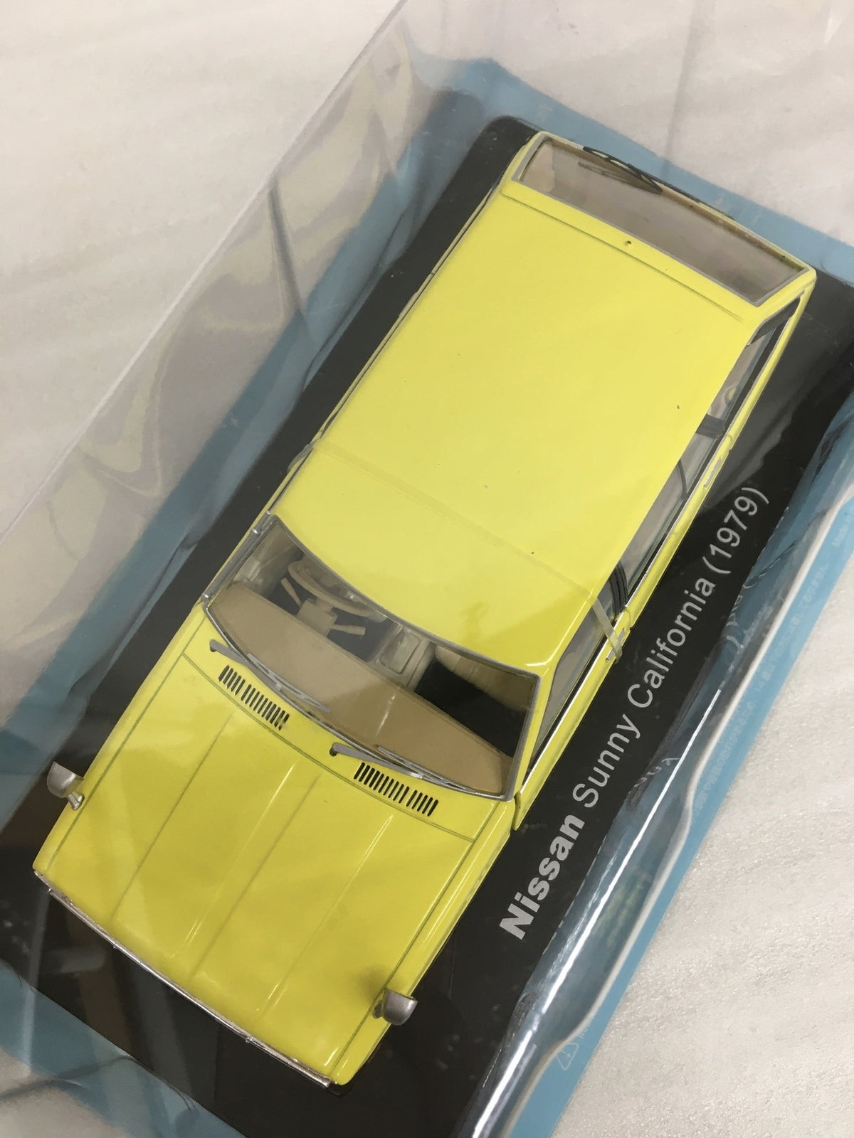 アシェット Nissan Sunny California (1979) スケールカー